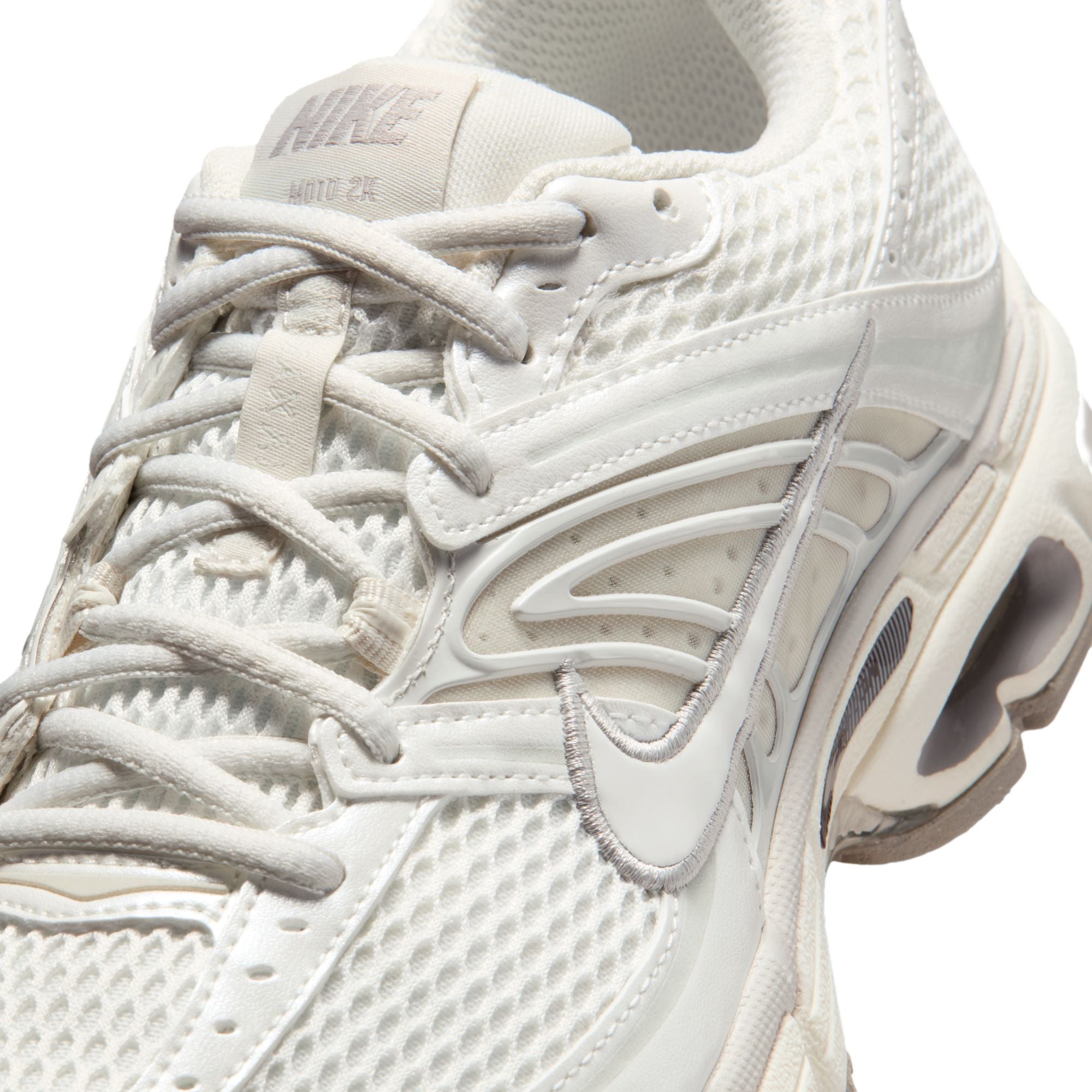 NIKE AIR MAX MOTO 2K סניקרס