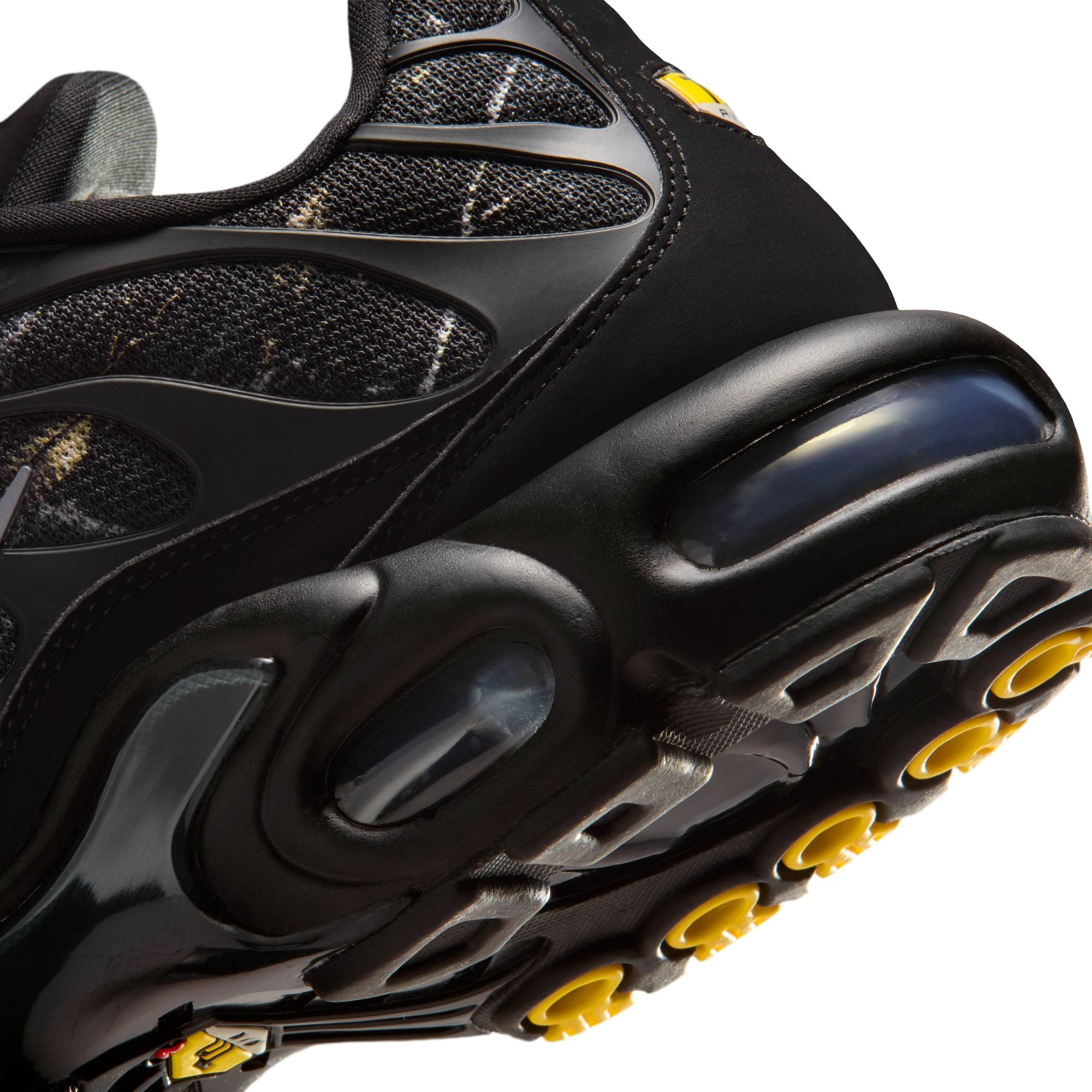 NIKE AIR MAX PLUS סניקרס