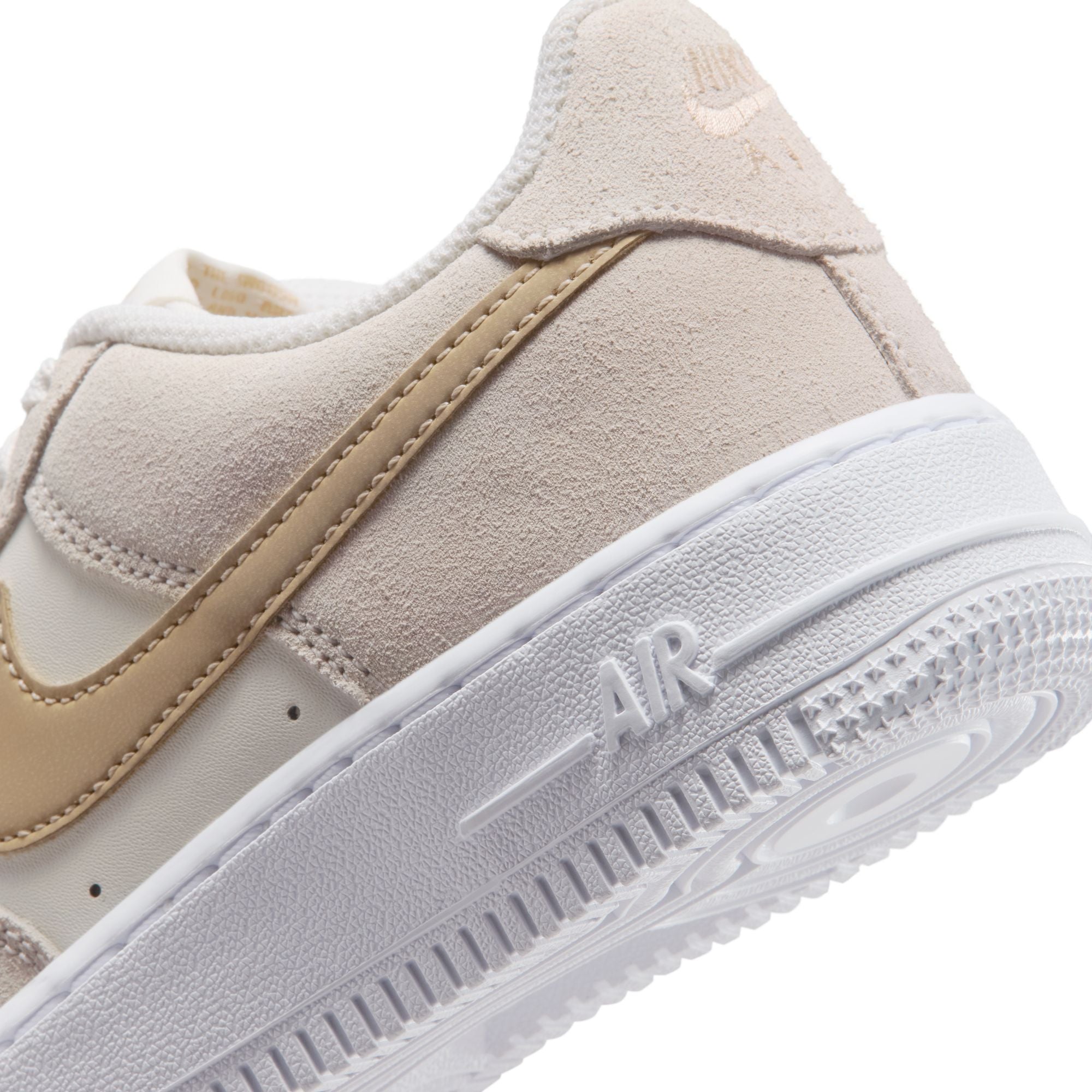 AIR FORCE 1 ESSENTIAL+ סניקרס