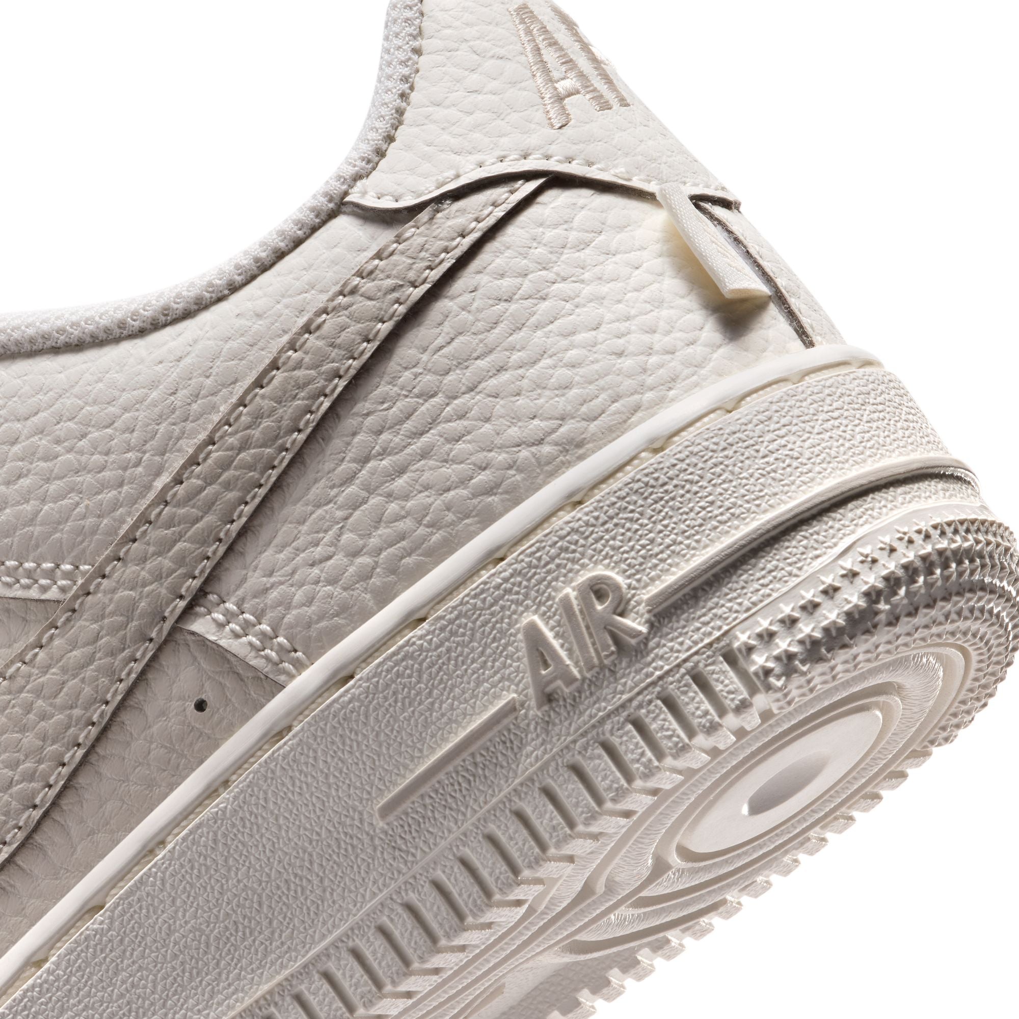 AIR FORCE 1 LOW סניקרס