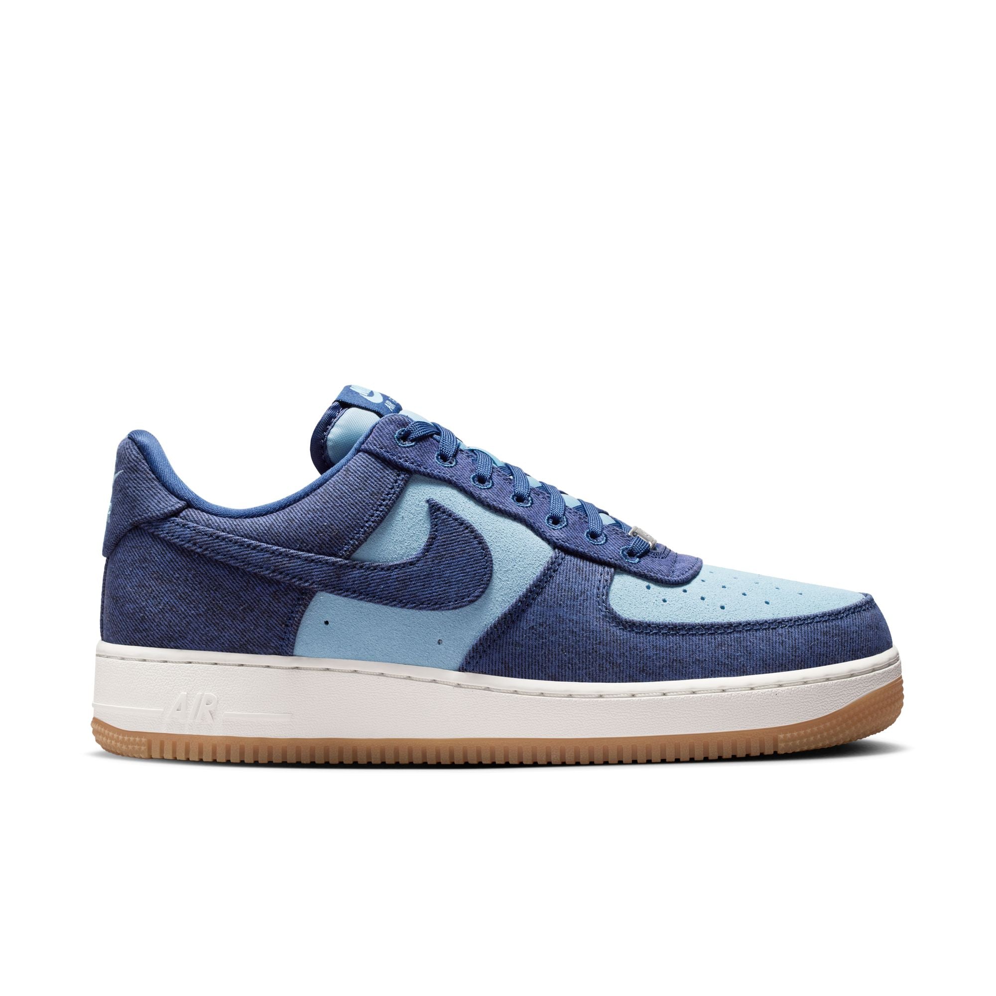 AIR FORCE 1 '07 LV8 סניקרס