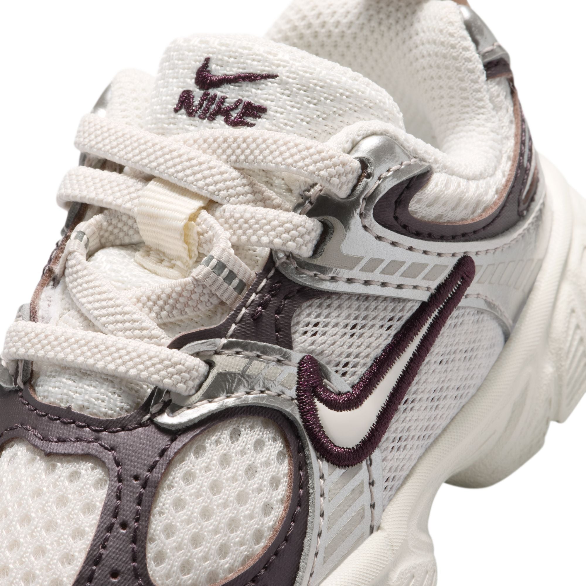 NIKE V5 RNR סניקרס