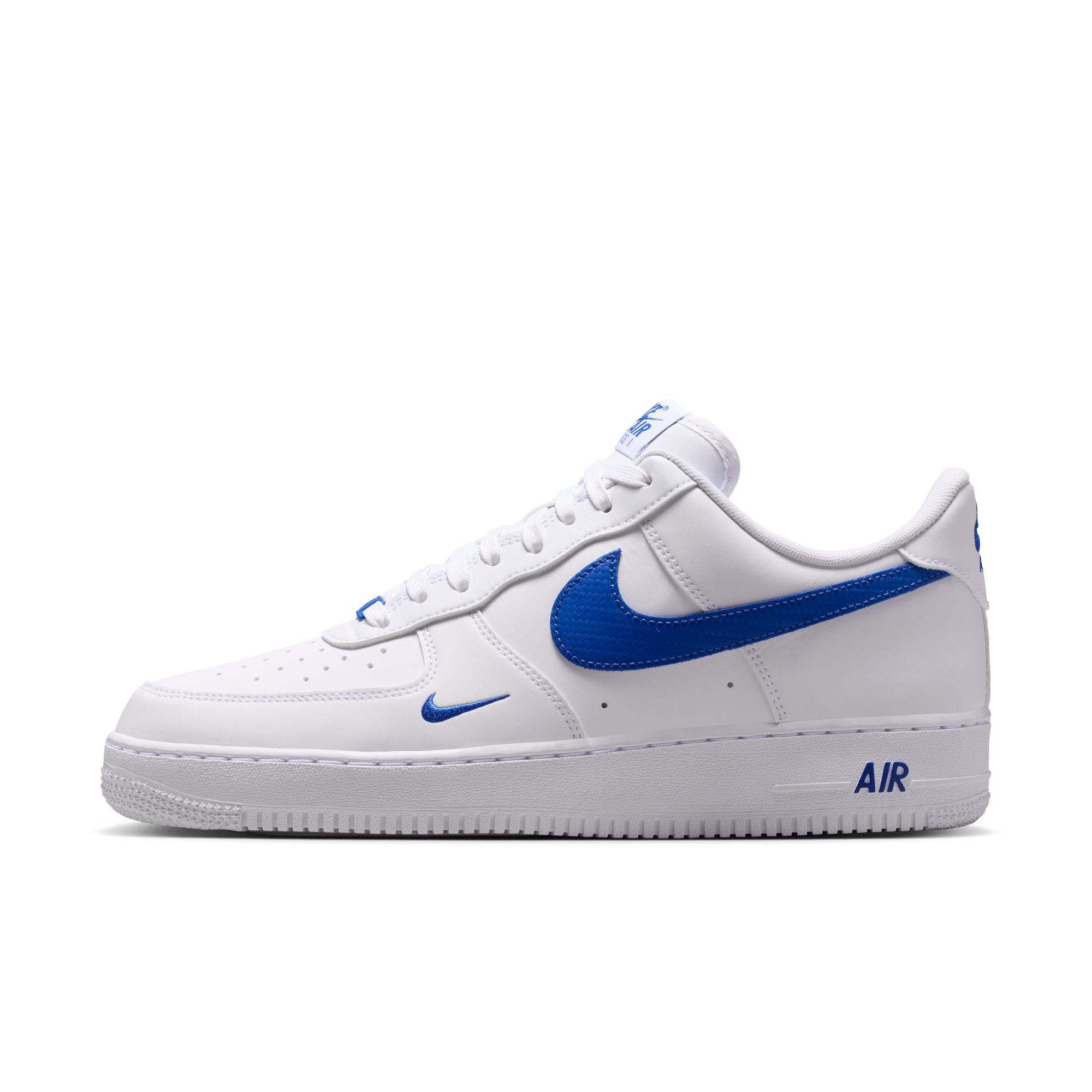 AIR FORCE 1 07 סניקרס