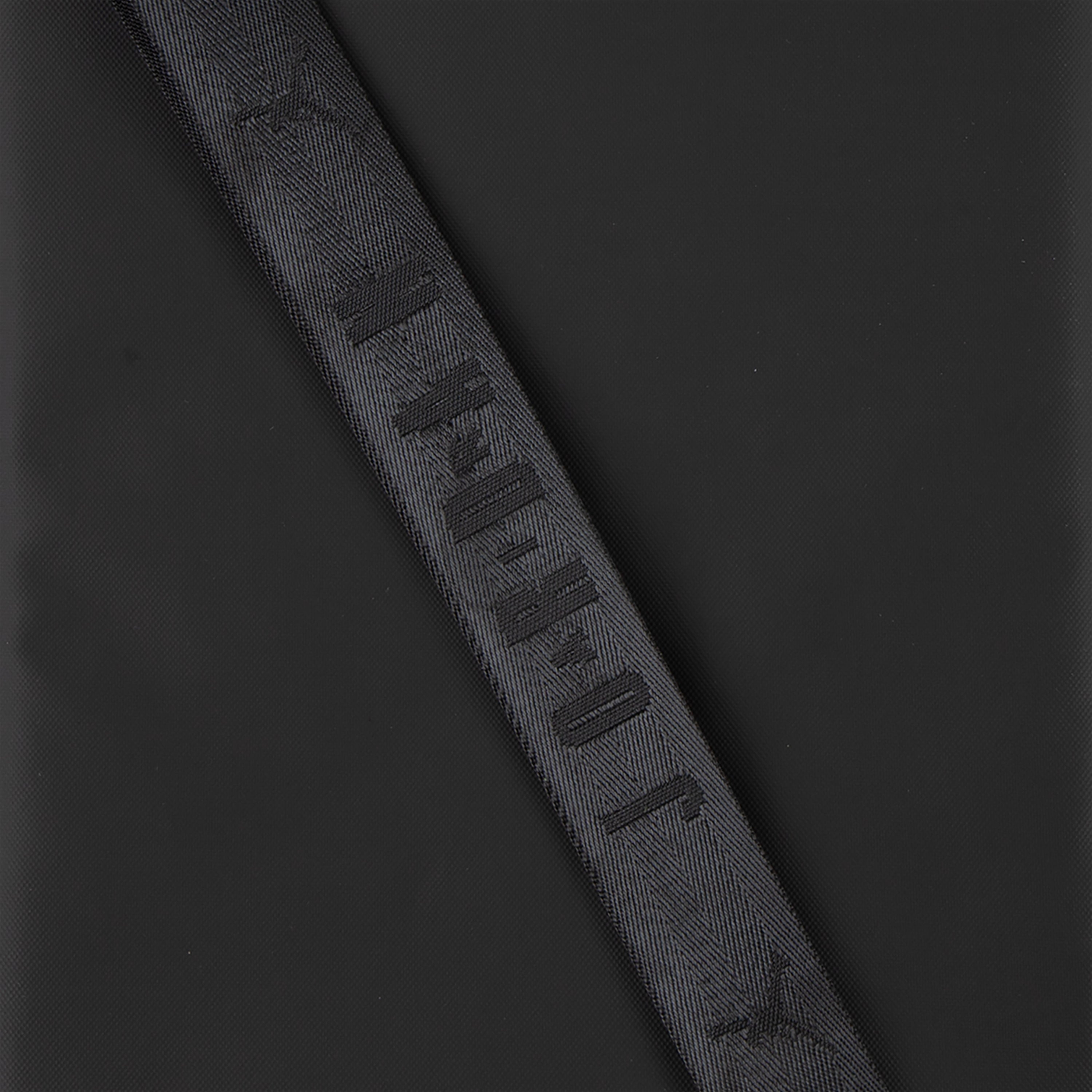 THE COLLECTORS SHOE BOX תיק לנעליים