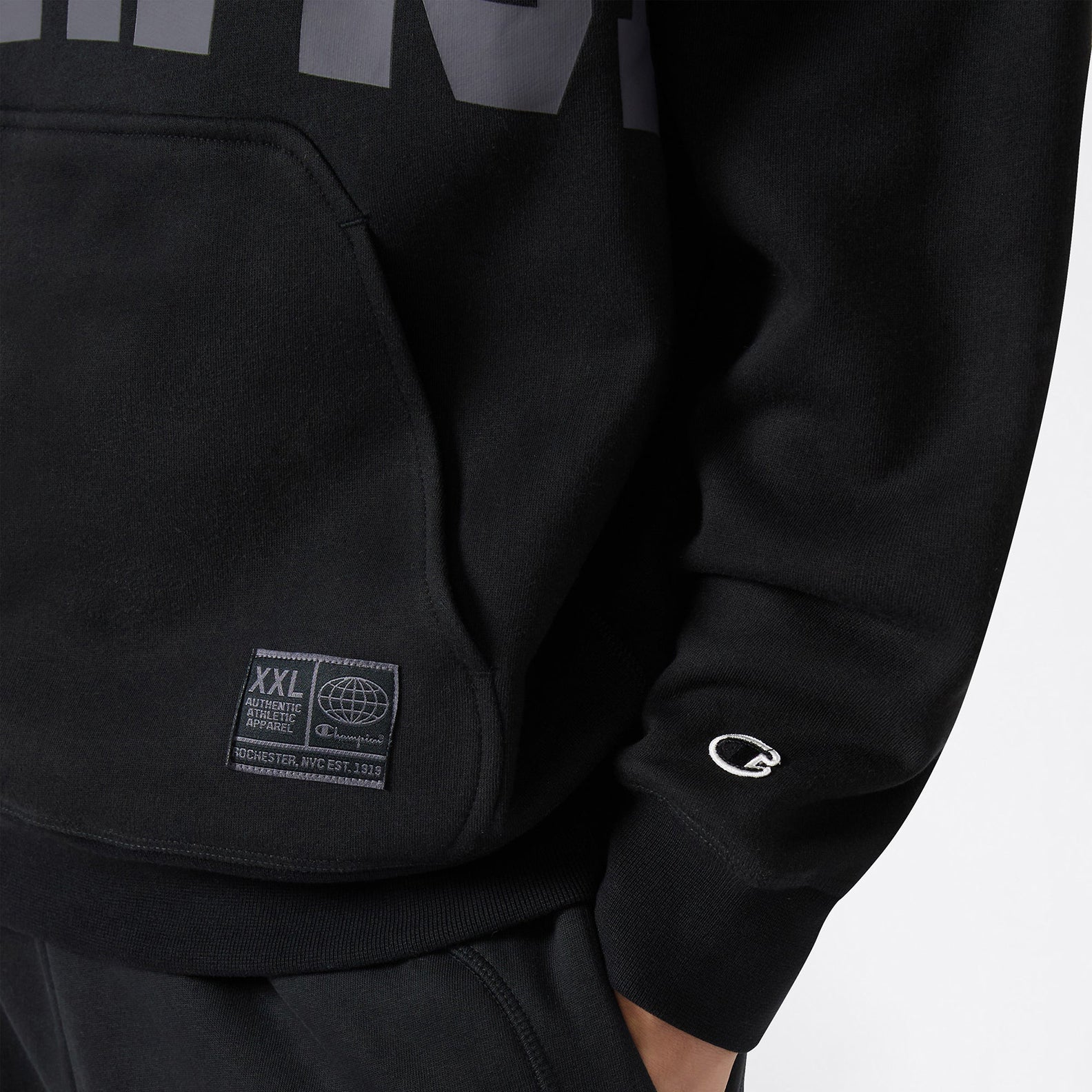 URBAN CONTEMPORARY סווטשירט