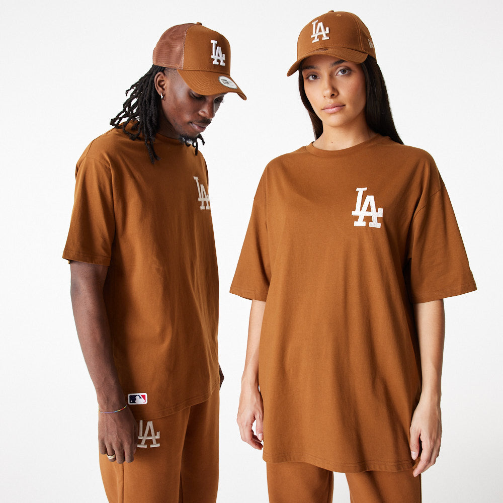 NEW ERA | LEAGUE ESSENTIAL LA טישרט | FOOT LOCKER