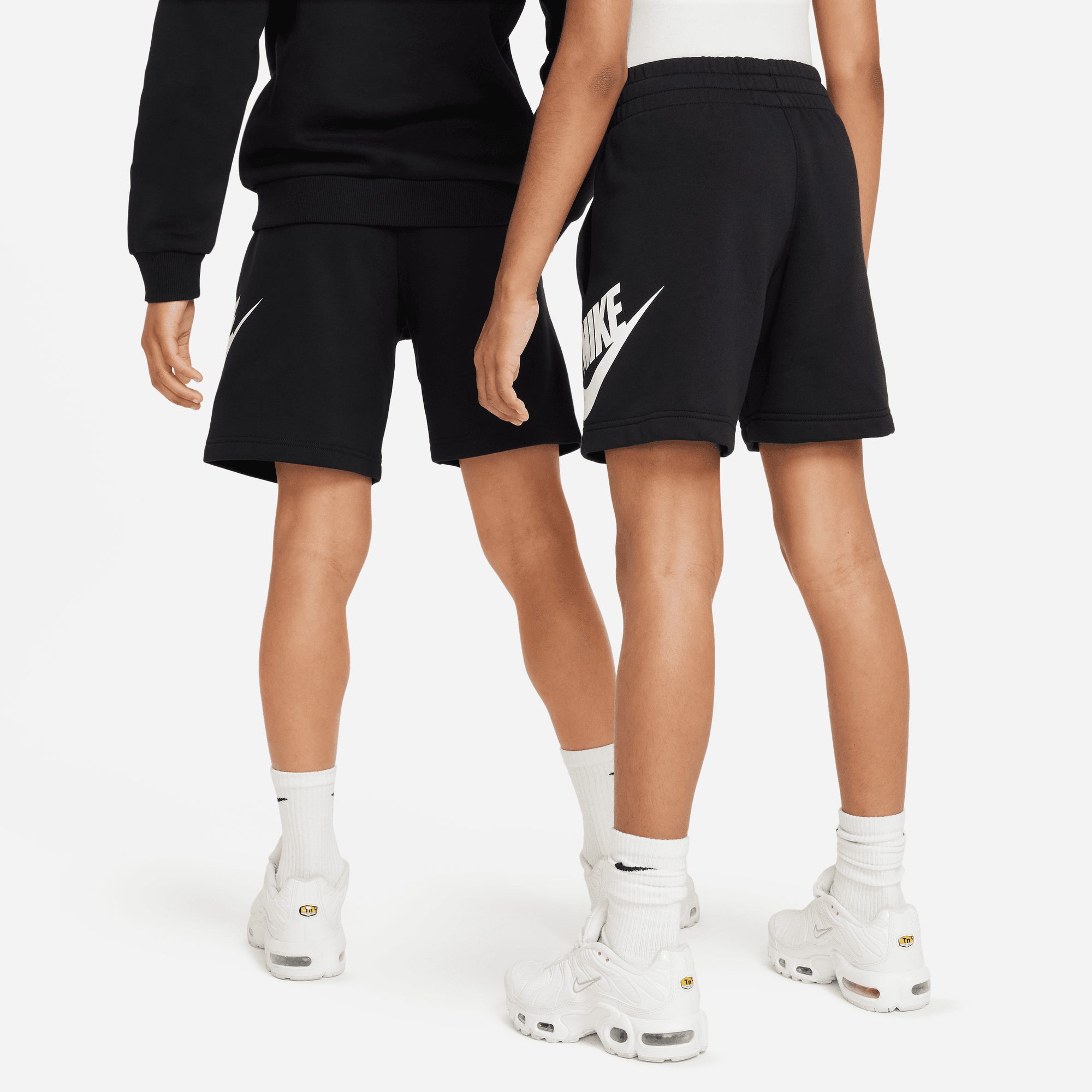 NIKE | SPORTSWEAR CLUB FLEECE מכנסיים קצרים ל | FOOT LOCKER
