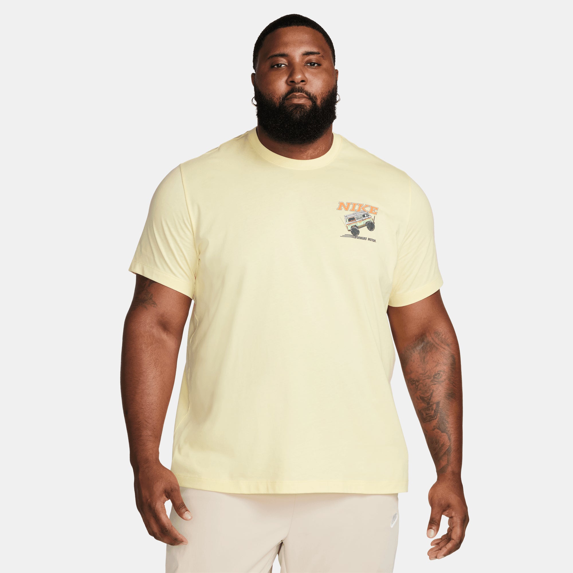 NIKE | RALLY טישרט | FOOT LOCKER