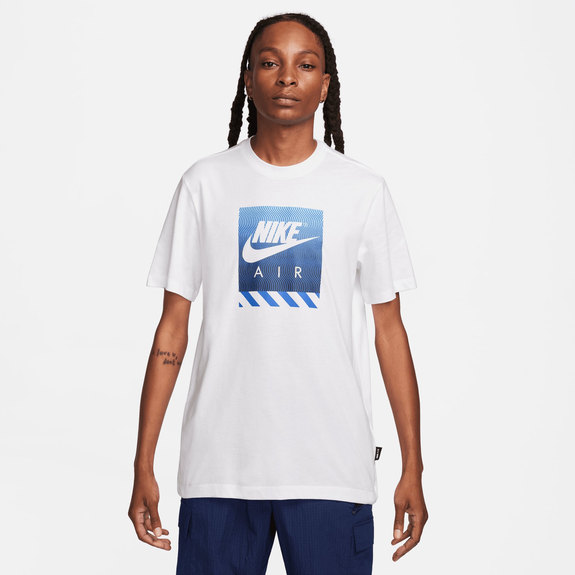 NIKE | SPORTSWEAR AIR טישרט | FOOT LOCKER