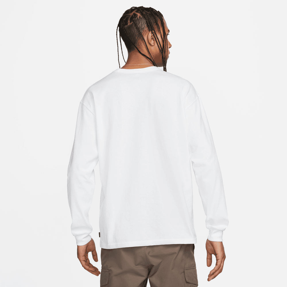 NIKE | SPORTSWEAR PREMIUM ESSENTIALS טישרט | FOOT LOCKER