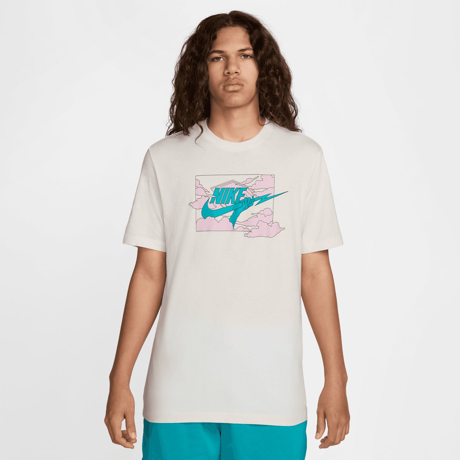 NIKE | CLUB טישרט | FOOT LOCKER