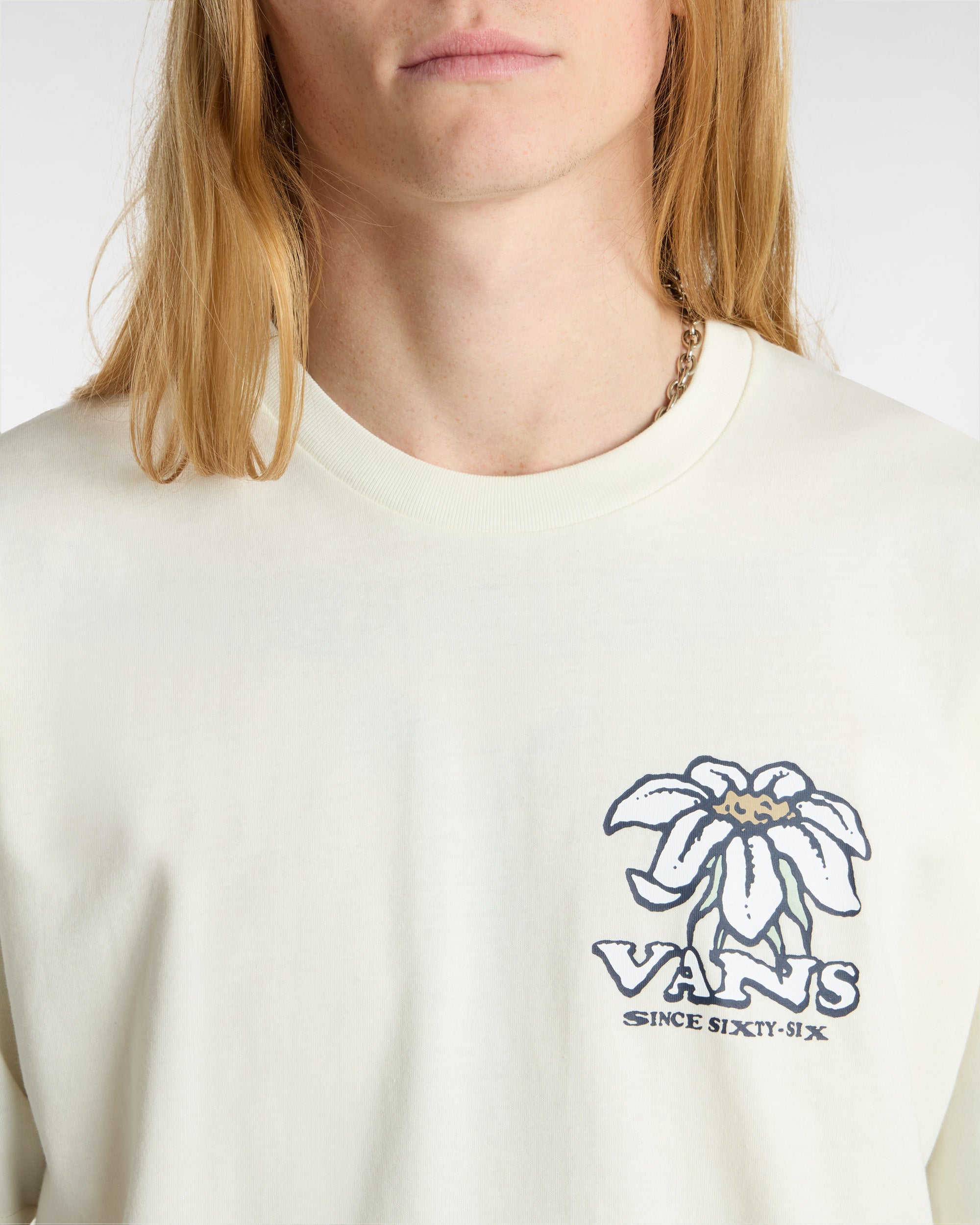 VANS | WHATS INSIDE טישרט | FOOT LOCKER