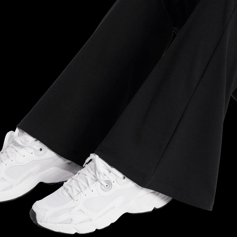 ADIDAS | ESSENTIALS RIB FLARED טייץ מתרחב | FOOT LOCKER