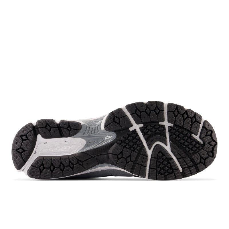 NEW BALANCE | 2002 סניקרס | FOOT LOCKER