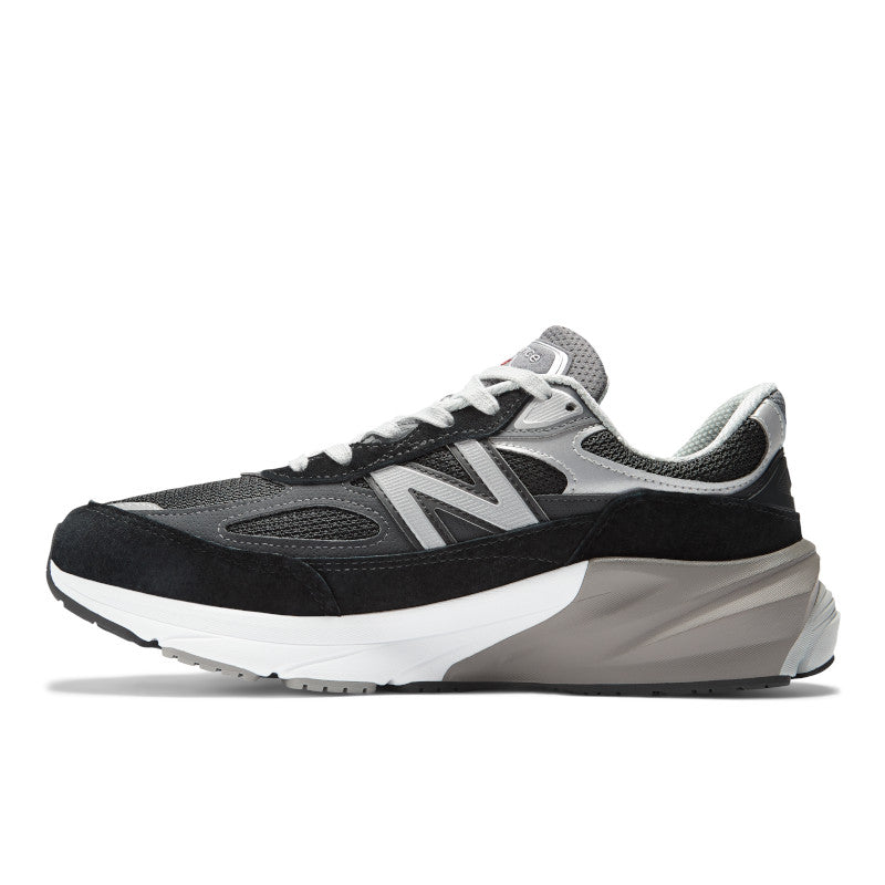 | 990 סניקרס | FOOT LOCKER