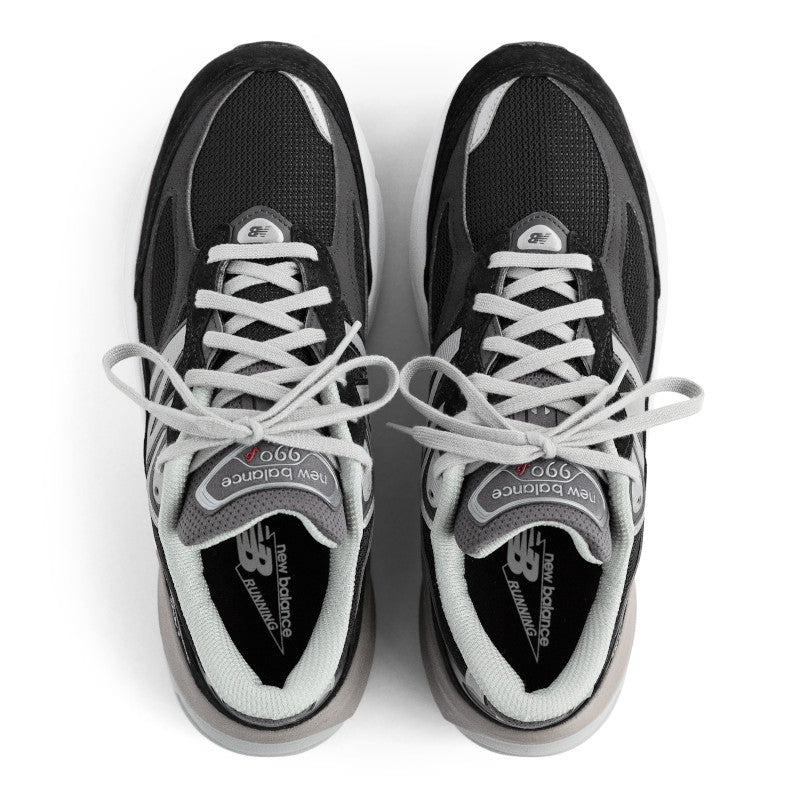 | 990 סניקרס | FOOT LOCKER