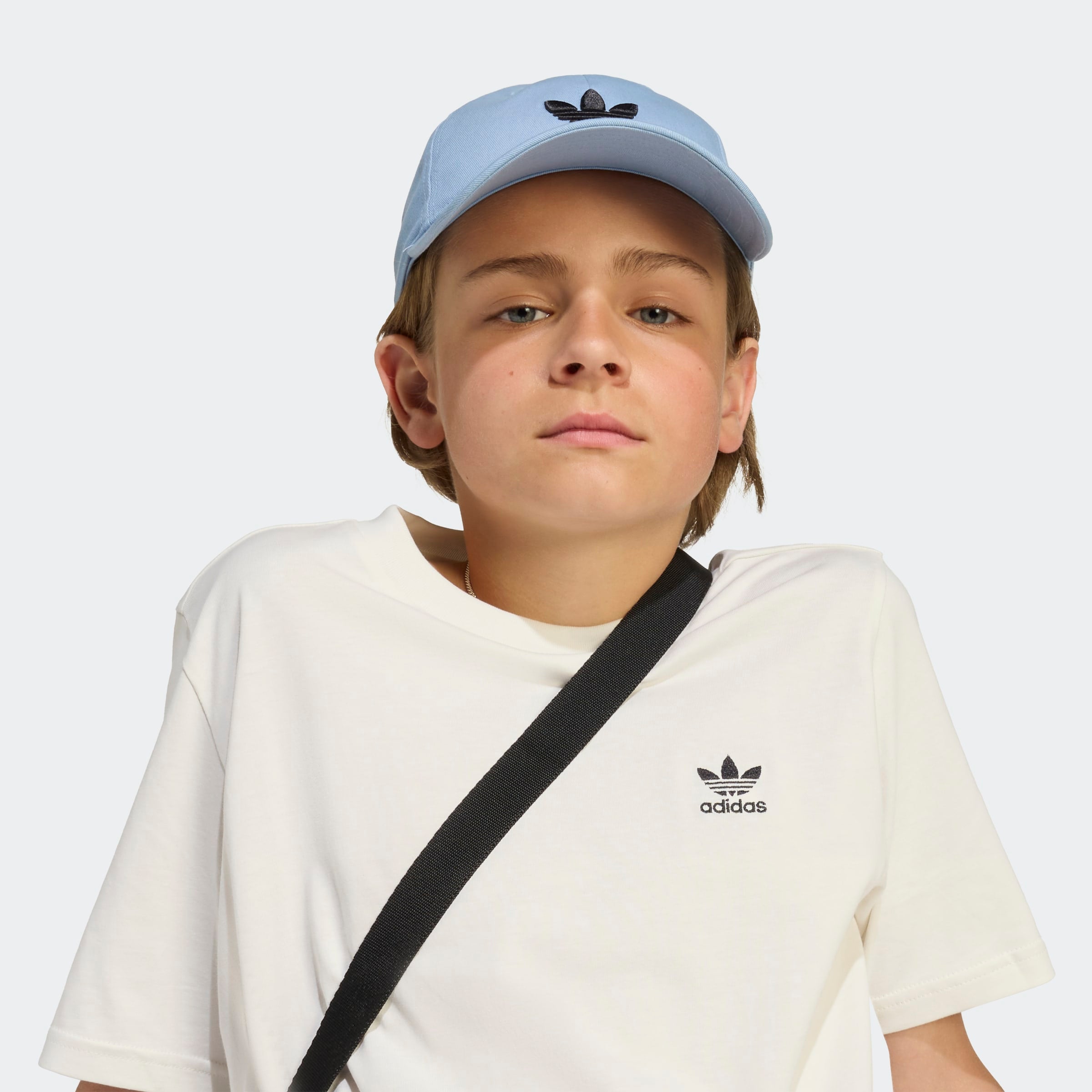 CLOW HI טי שירט