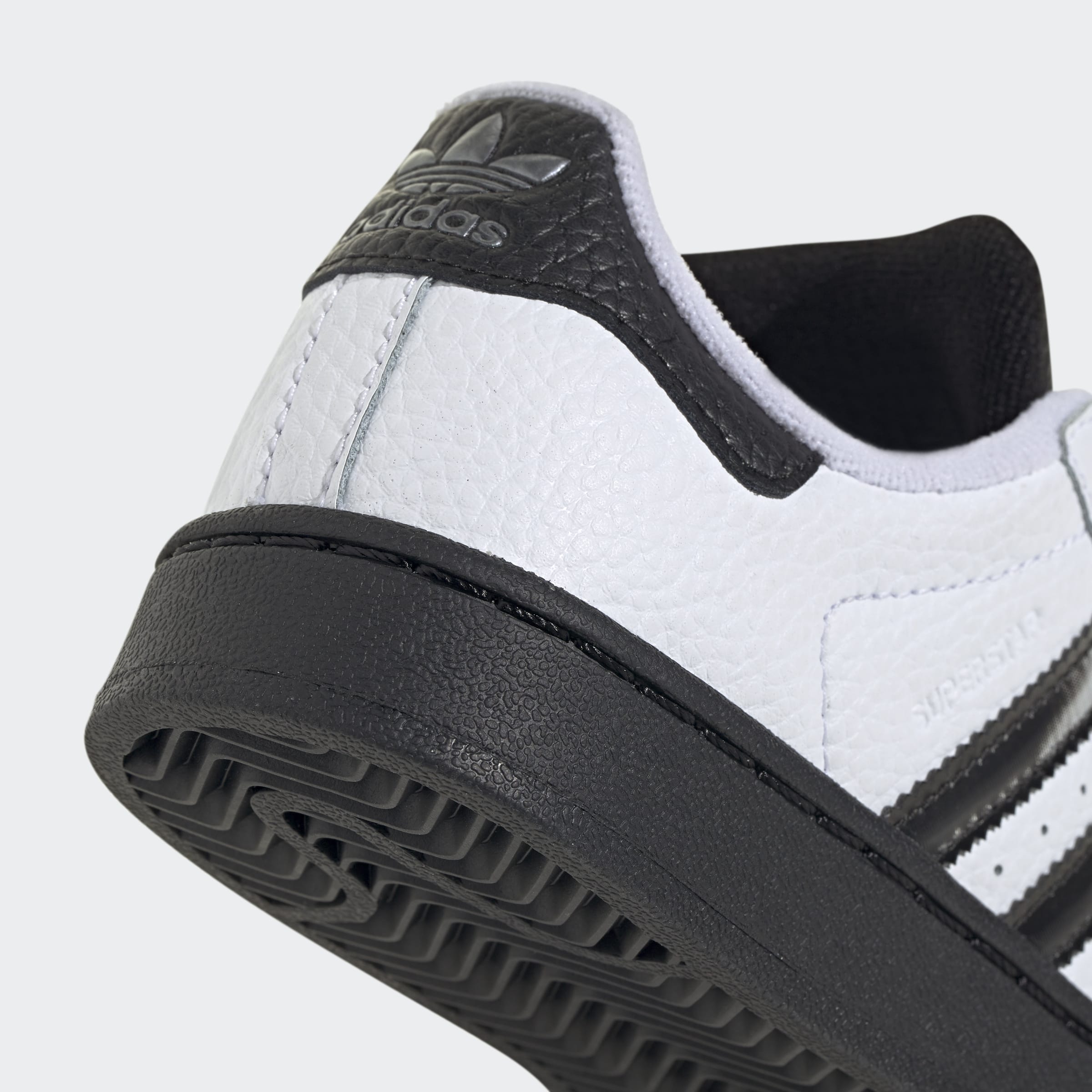 SUPERSTAR II סניקרס
