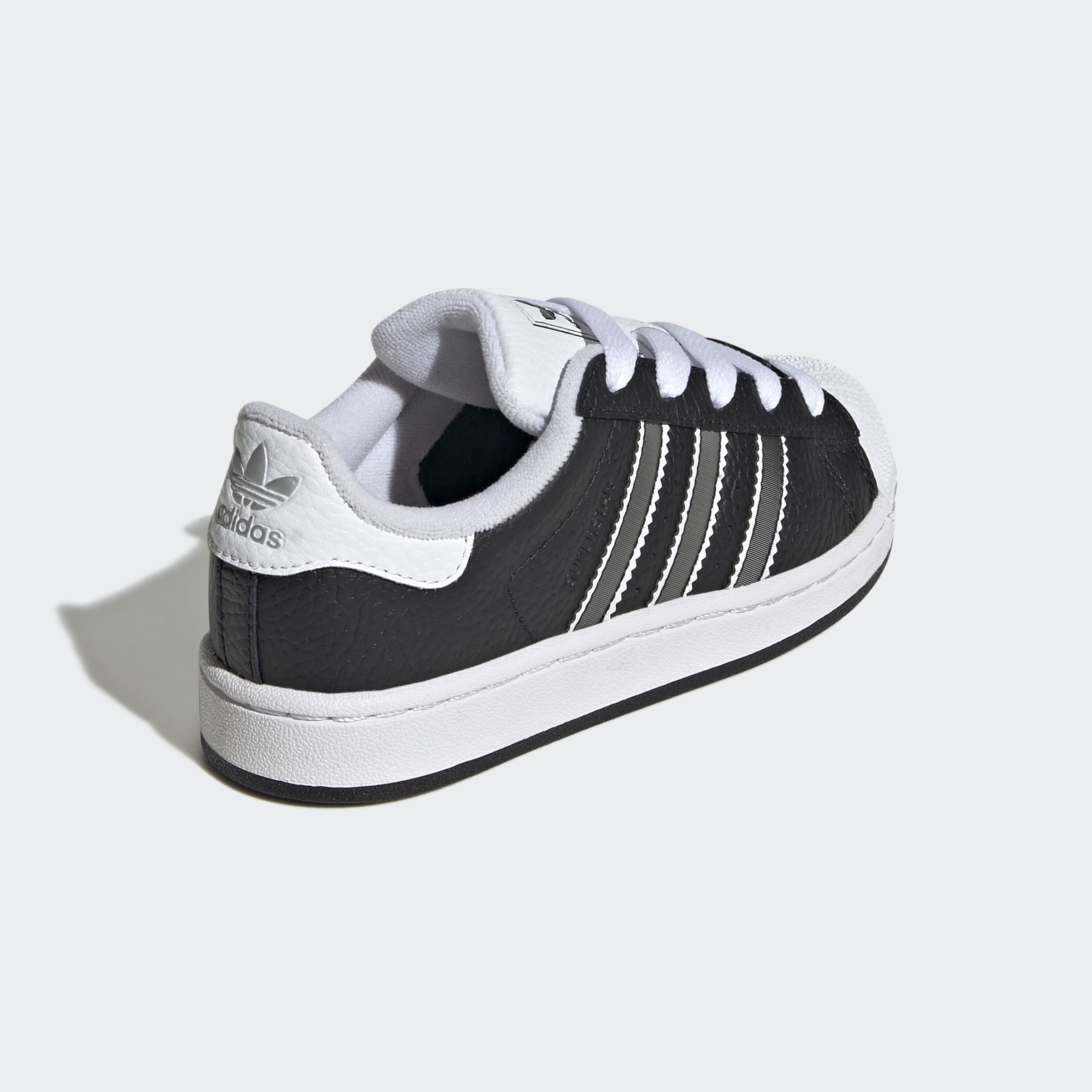 SUPERSTAR II סניקרס