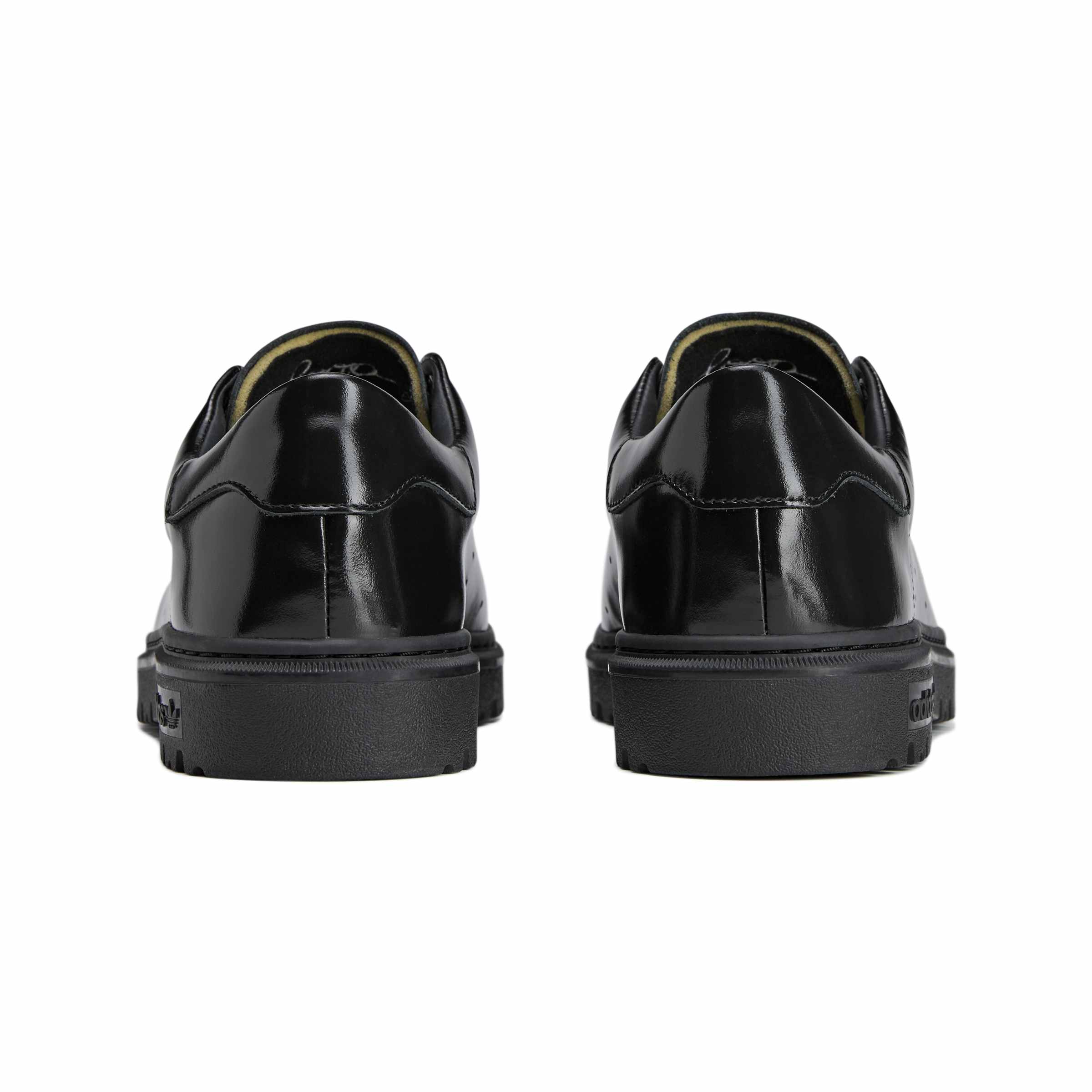 SPONGEBOB FREIZEIT סניקרס