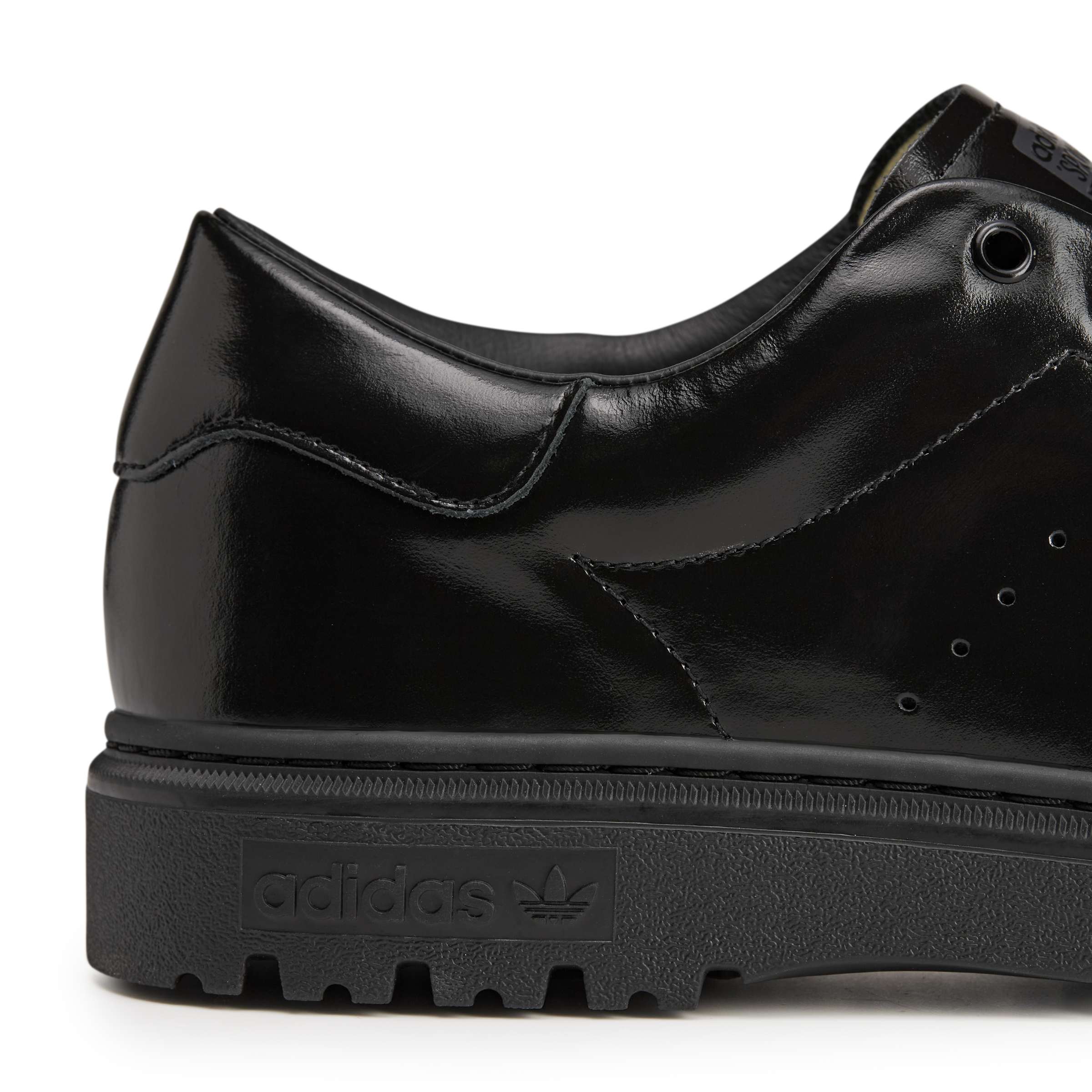 SPONGEBOB FREIZEIT סניקרס