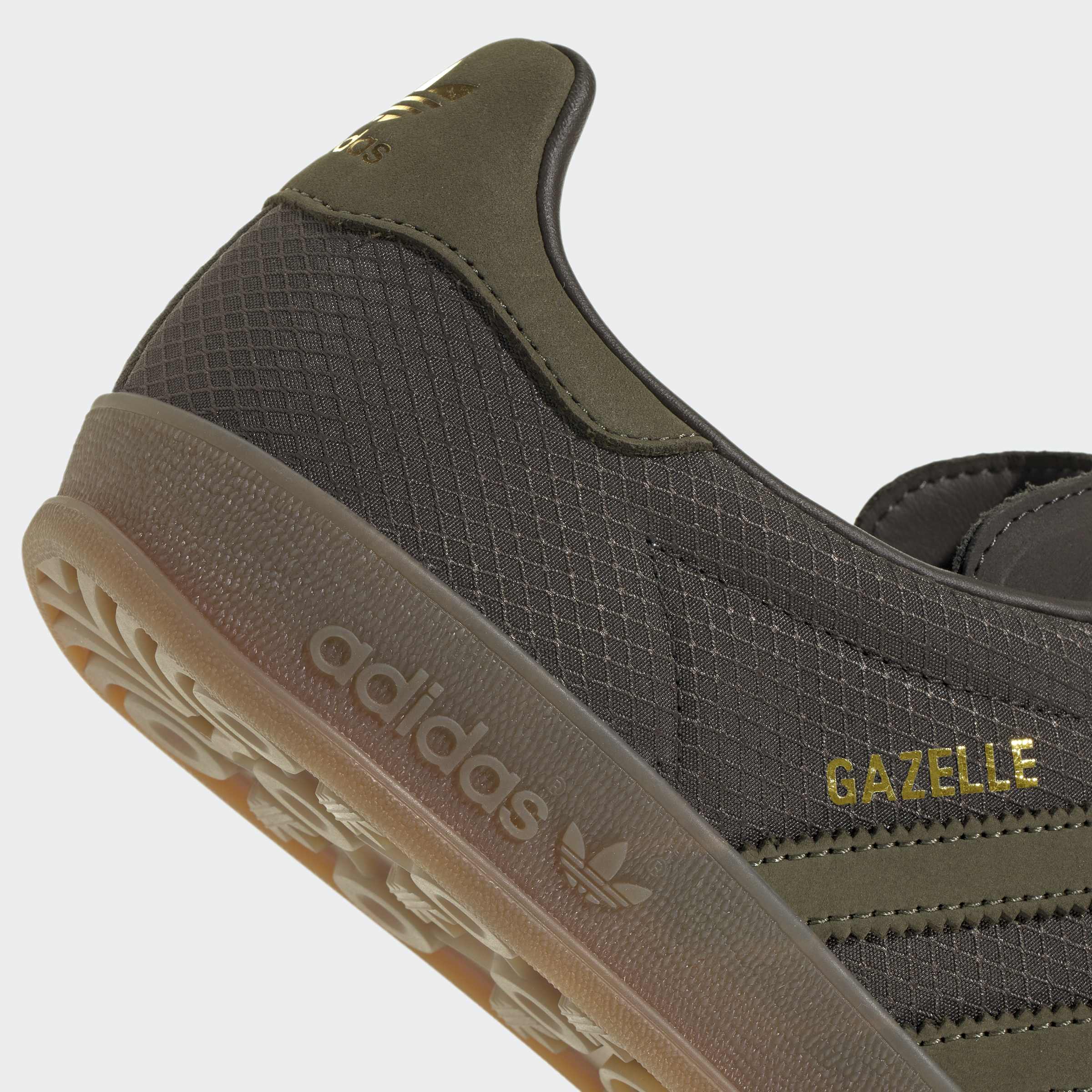 GAZELLE INDOOR סניקרס