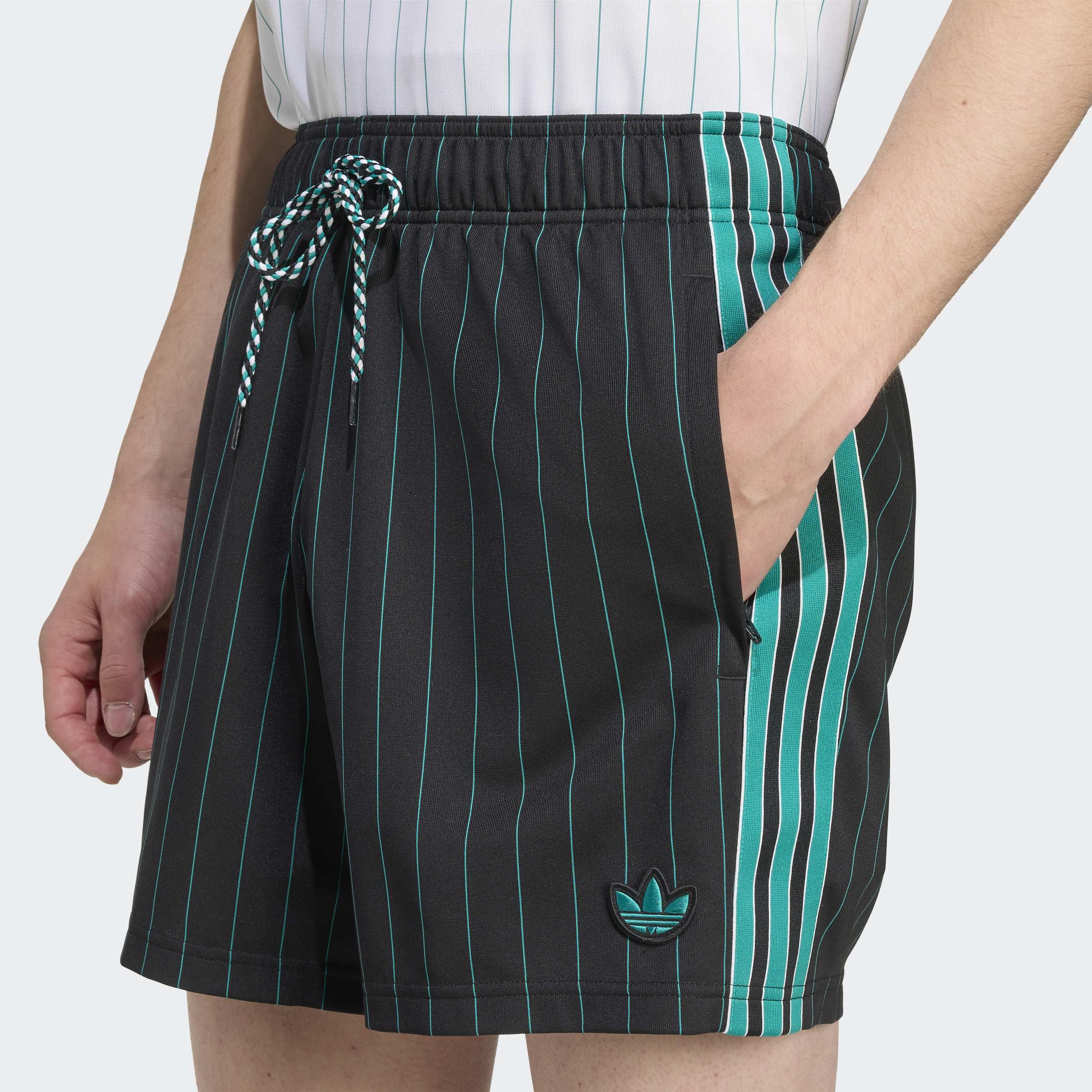 Liverpool FC Terrace Icons מכנסיים קצרים