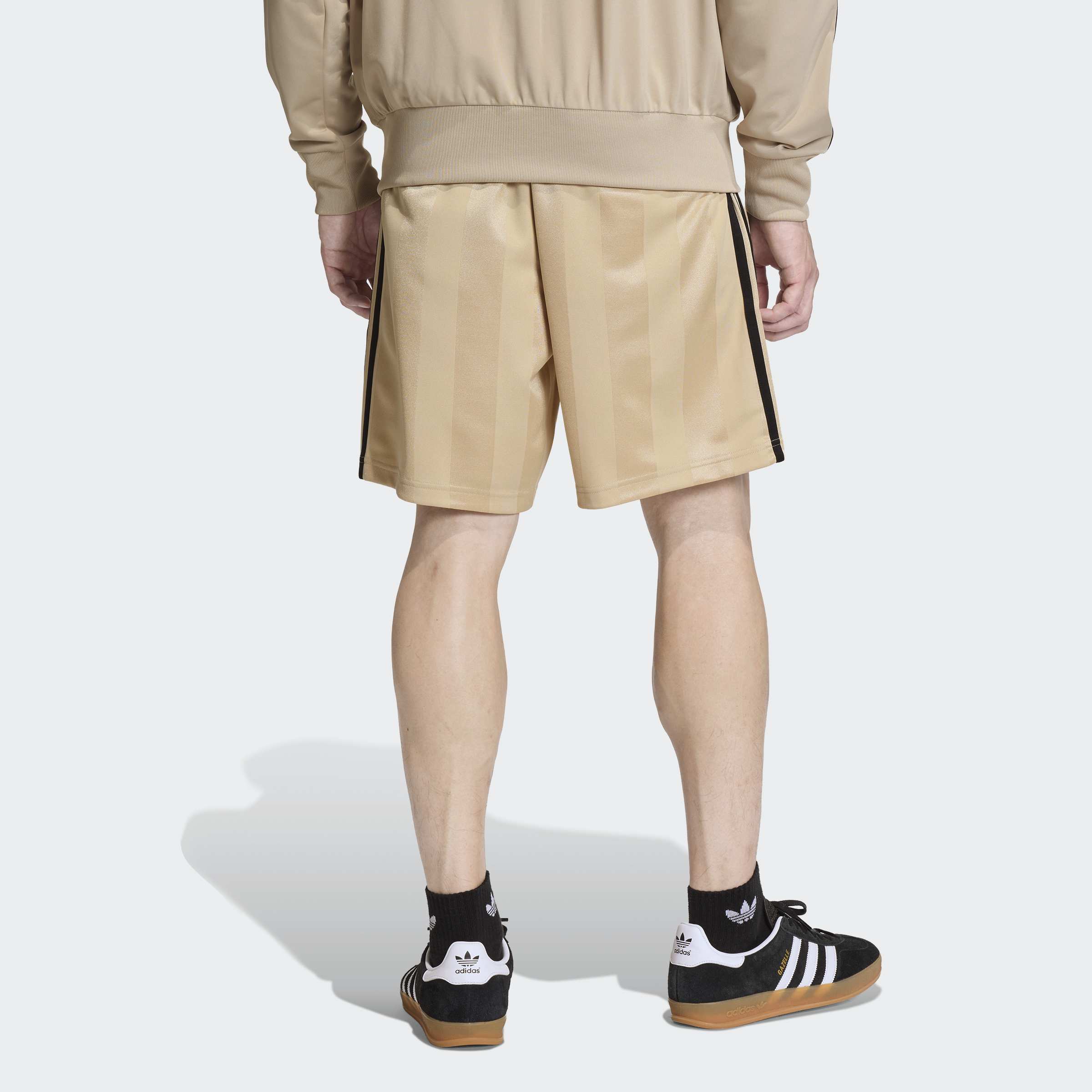 Stripes Loose Engineered מכנסיים קצרים