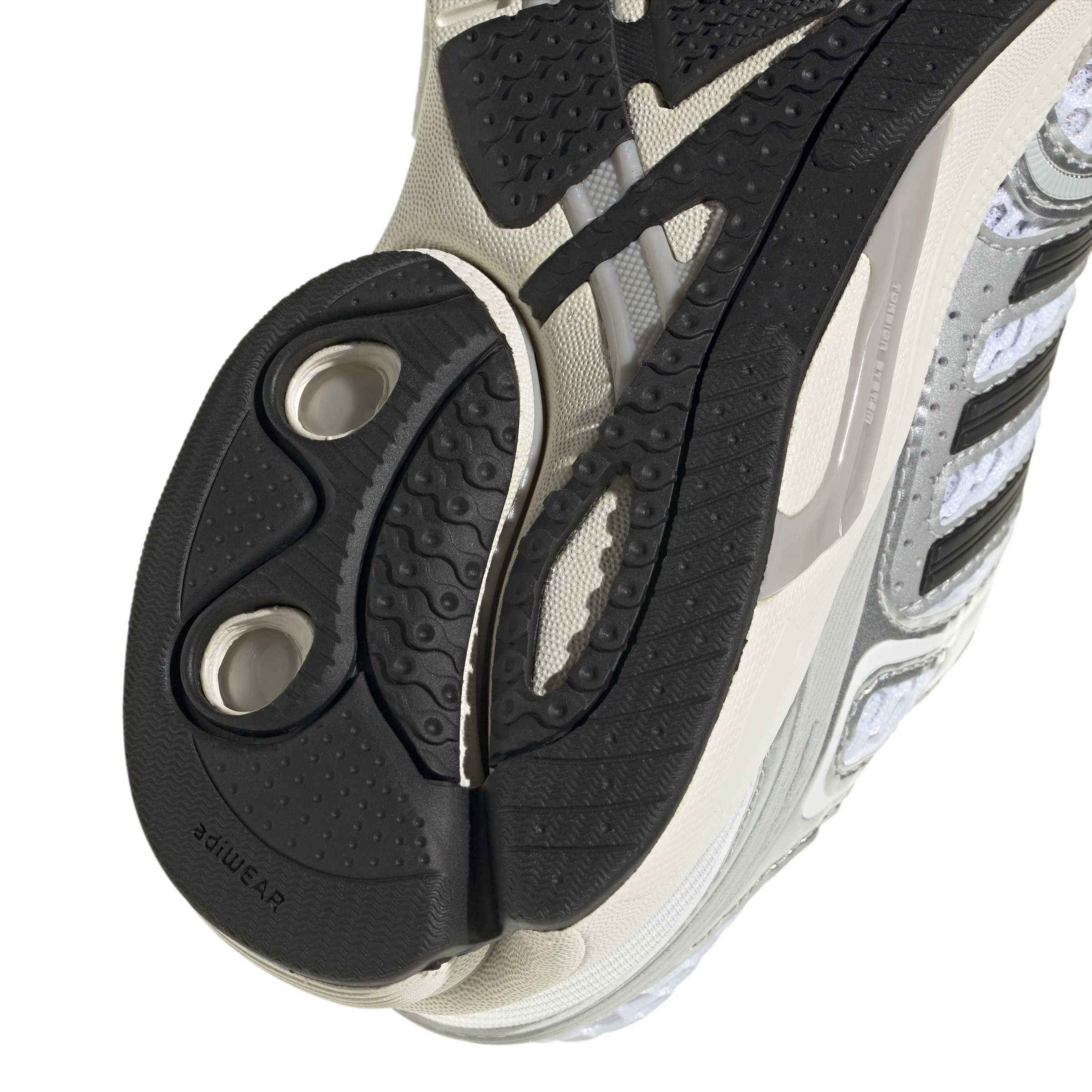 ADISTAR CONTROL 5 סניקרס