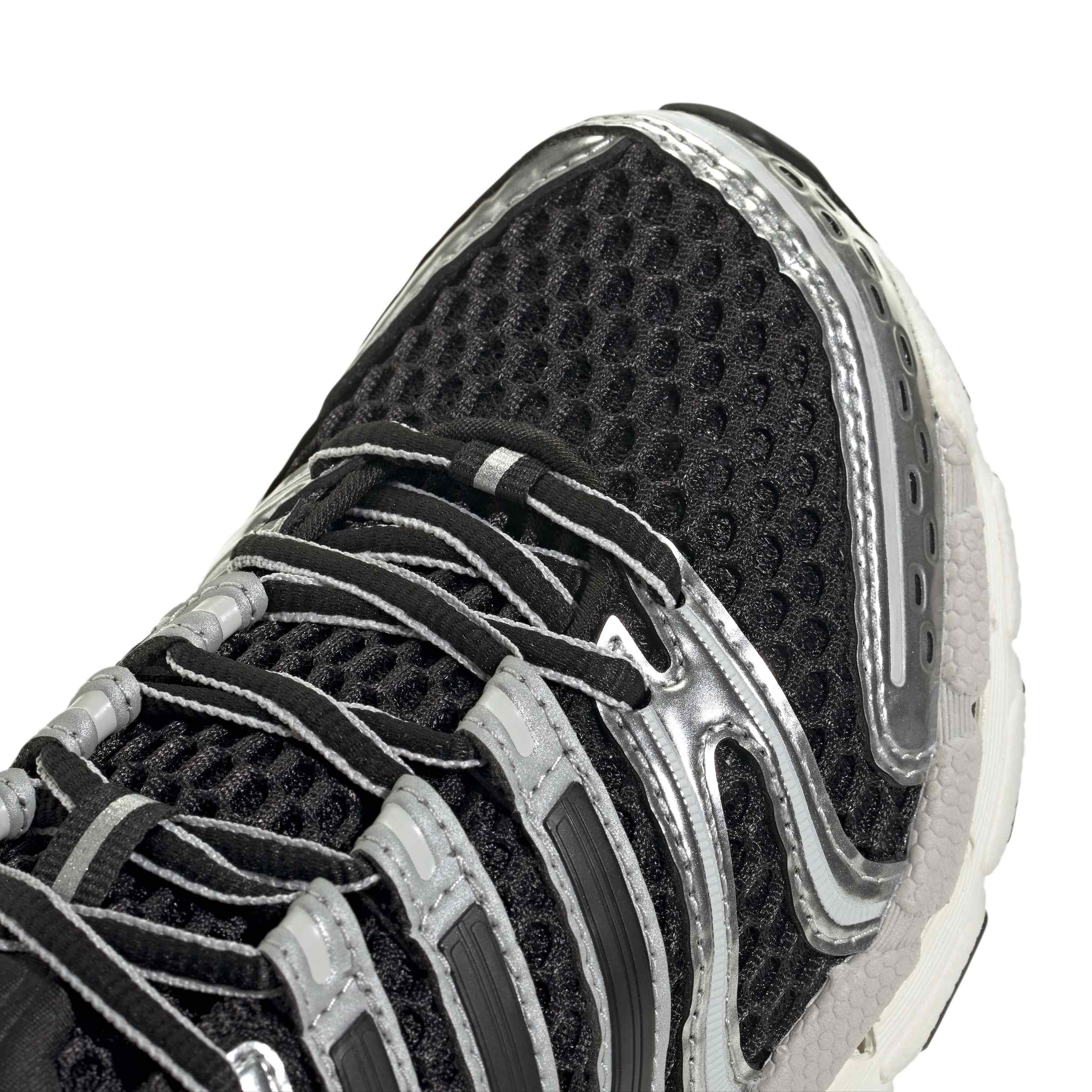 ADISTAR CONTROL 5 סניקרס
