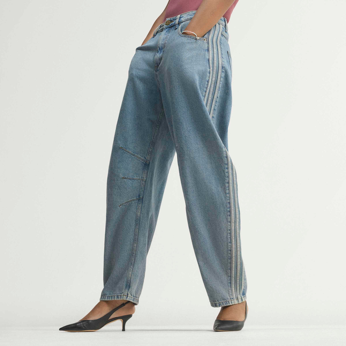 High Rise Barrel Leg Denim מכנס ארוך
