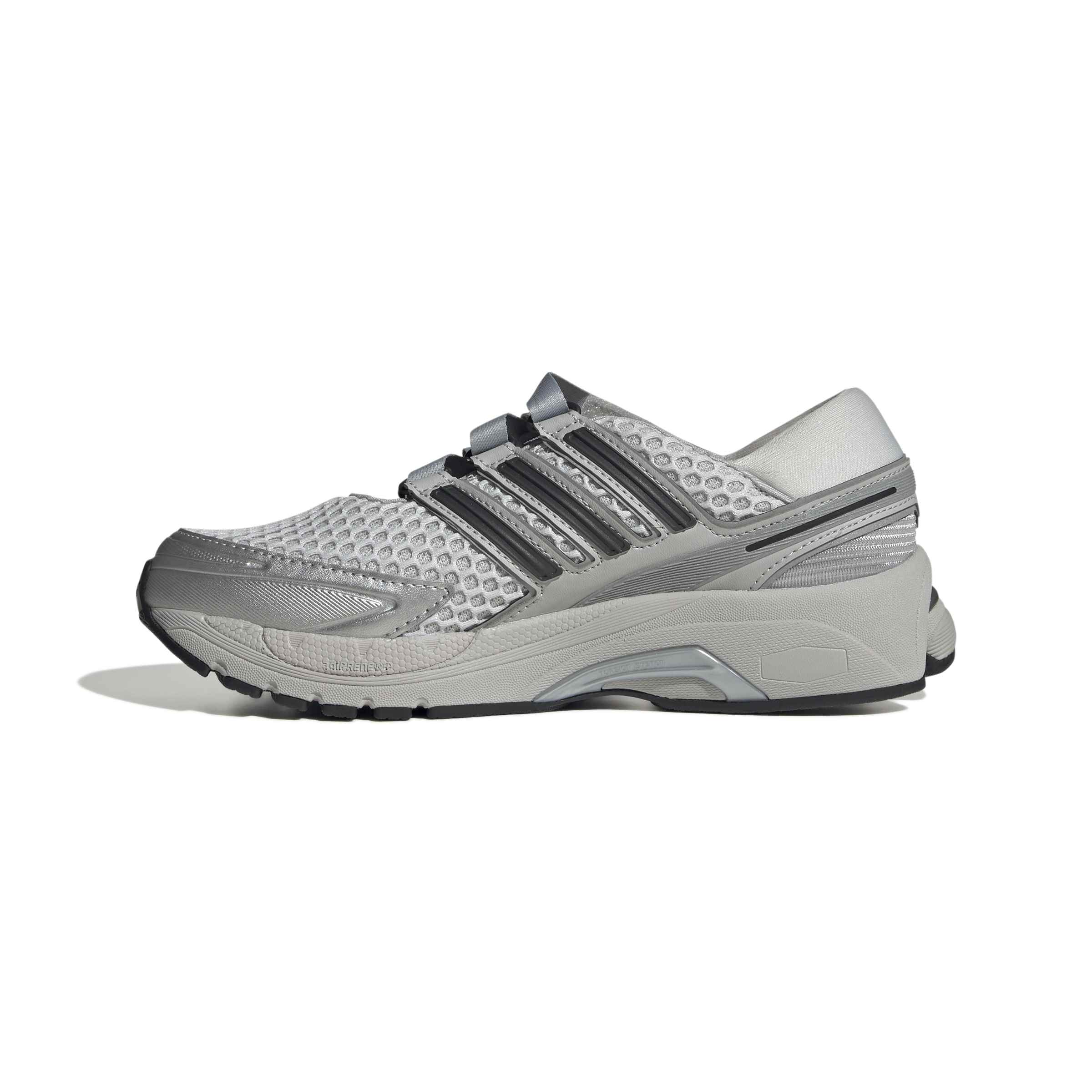 ADISTAR CONTROL 5 סניקרס