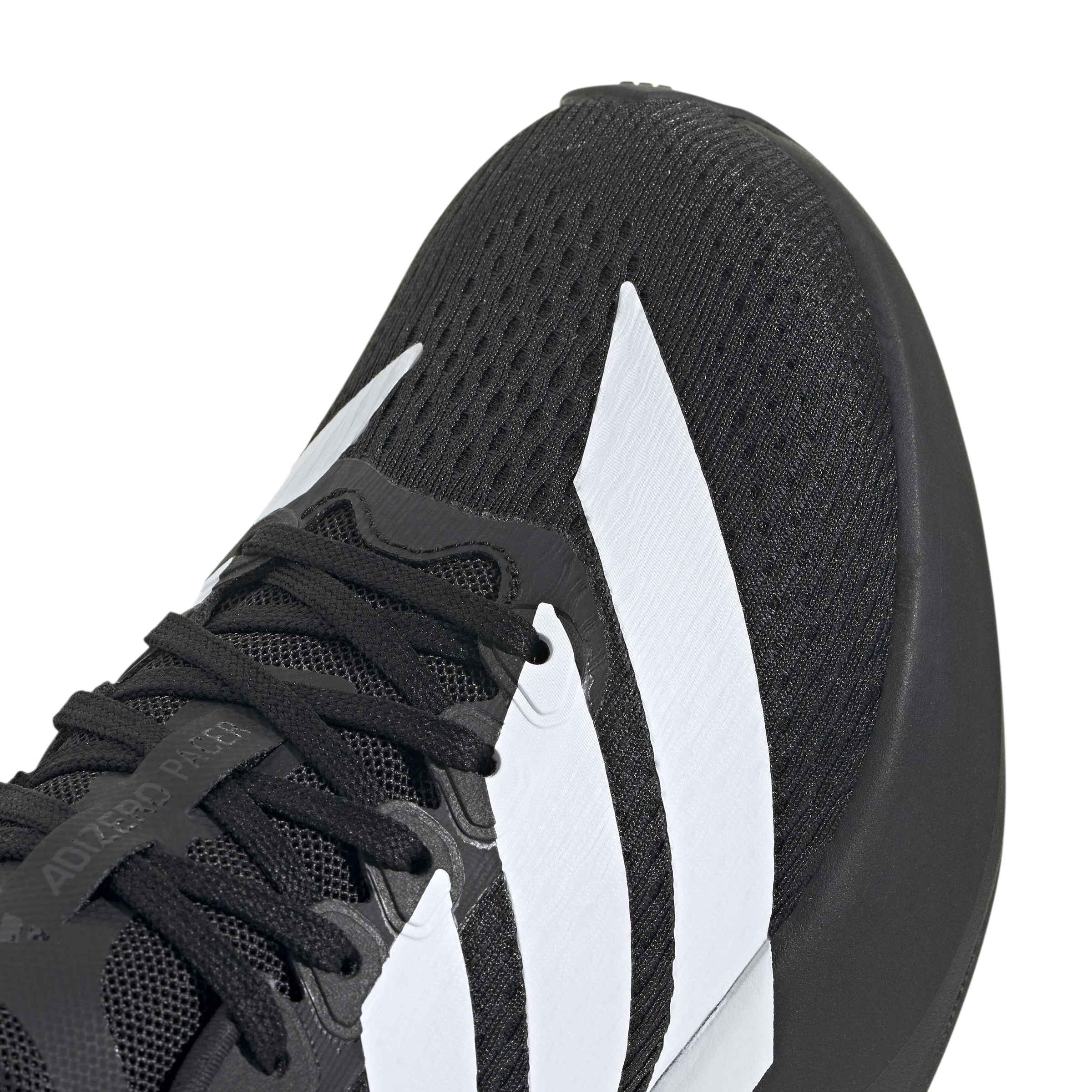 Adizero Pacer סניקרס