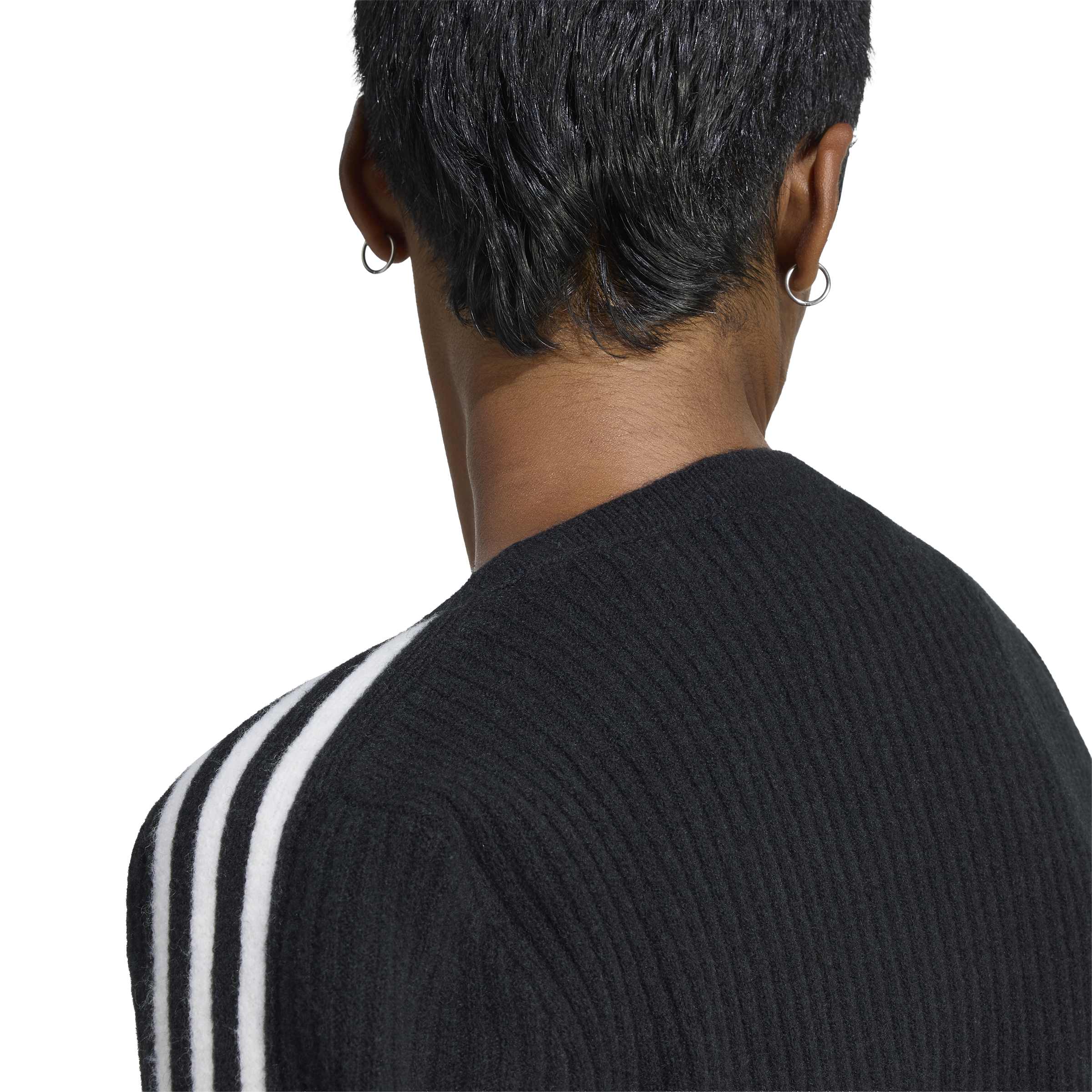 Knitted Wrap Around ג'קט