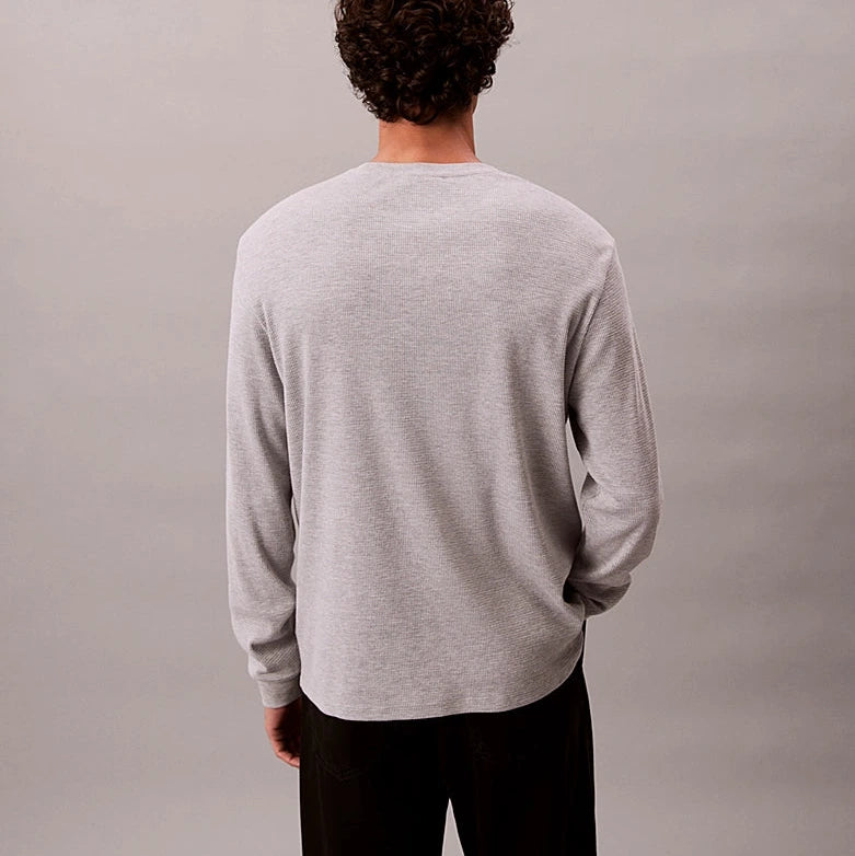 WAFFLE BADGE CREWNECK סווטשירט