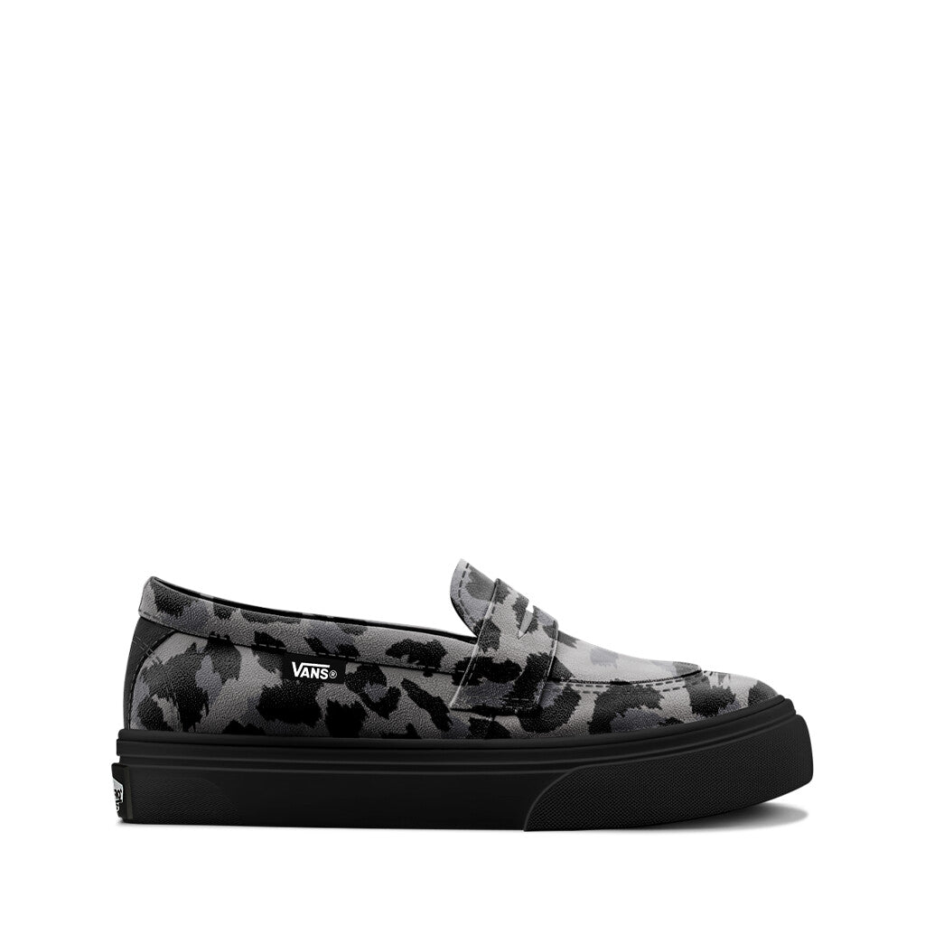 LOAFER