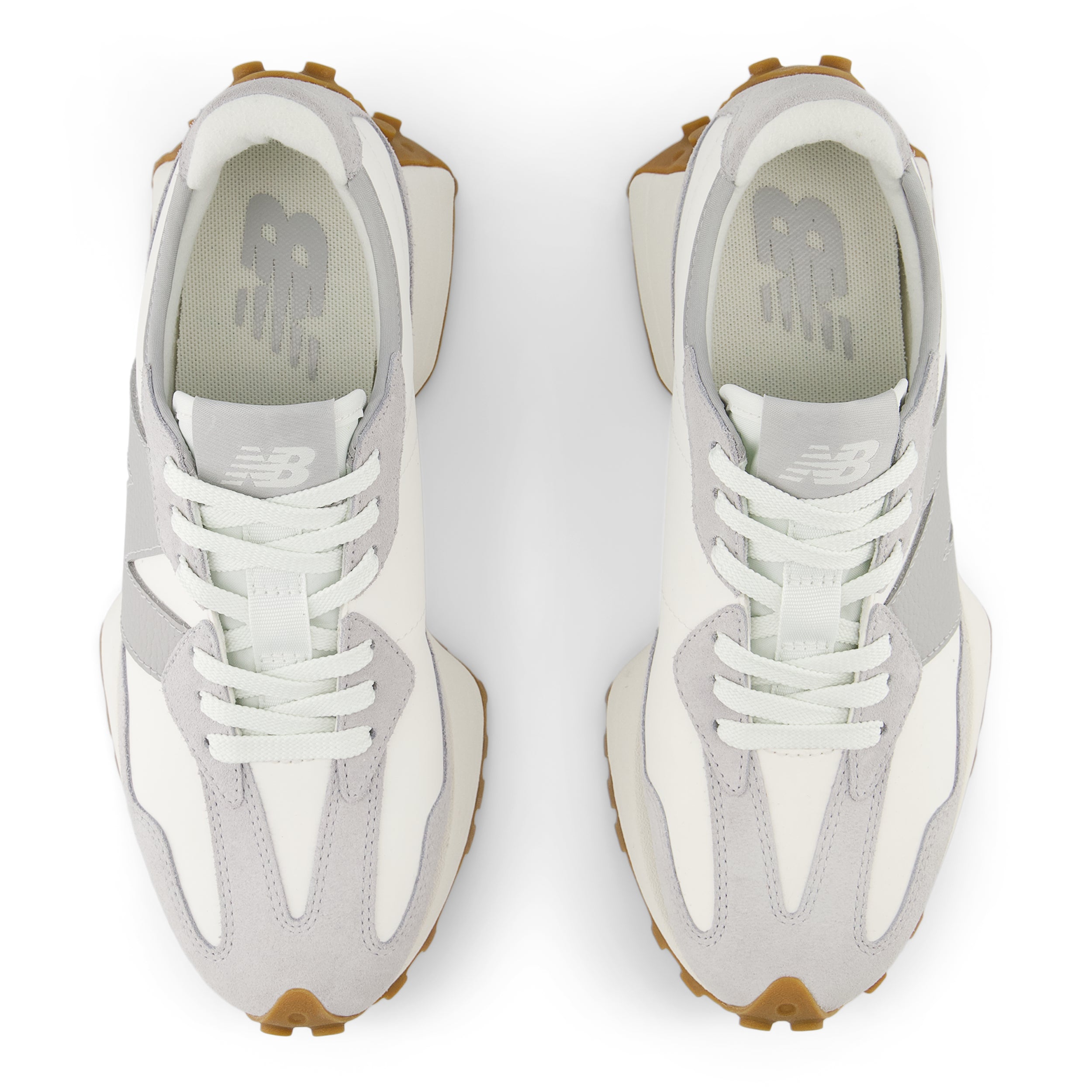 WS327NKC סניקרס