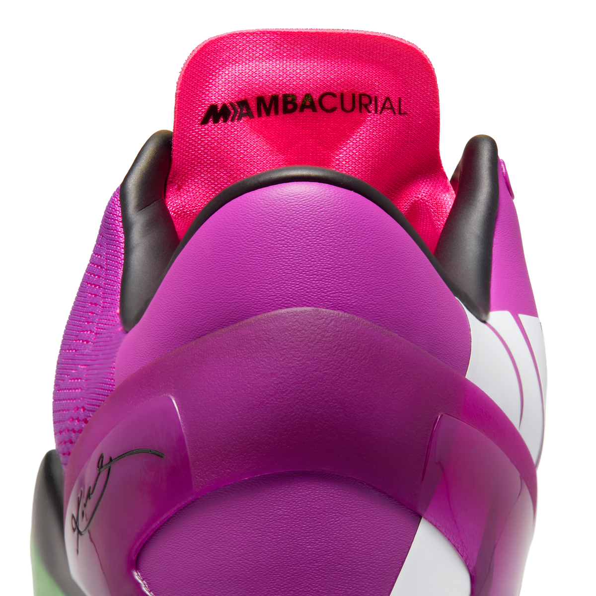 KOBE 8 PROTRO "MAMBACURIAL" נעלי כדורסל