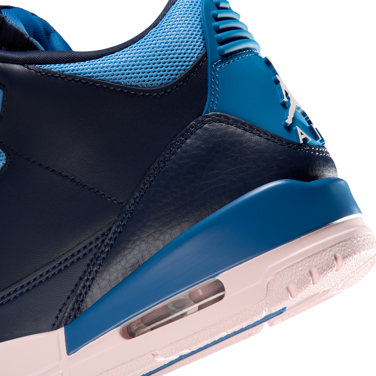 Air Jordan 3 Retro "Sport Renaissance" סניקרס