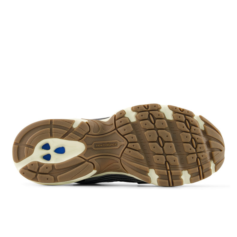 U5309TN סניקרס