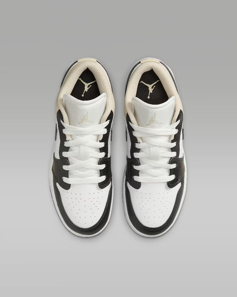 AIR JORDAN 1 LOW סניקרס