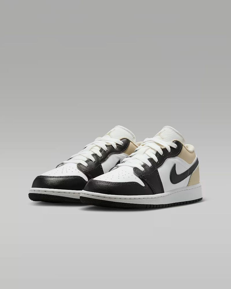 AIR JORDAN 1 LOW סניקרס