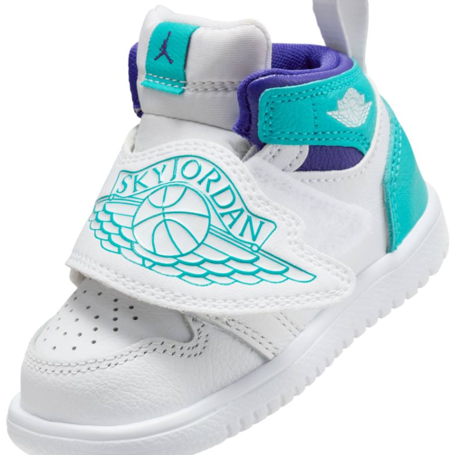 SKY JORDAN סניקרס