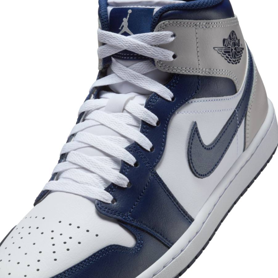 AIR JORDAN 1 MID סניקרס