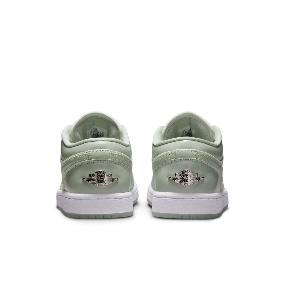 AIR JORDAN 1 LOW SE סניקרס