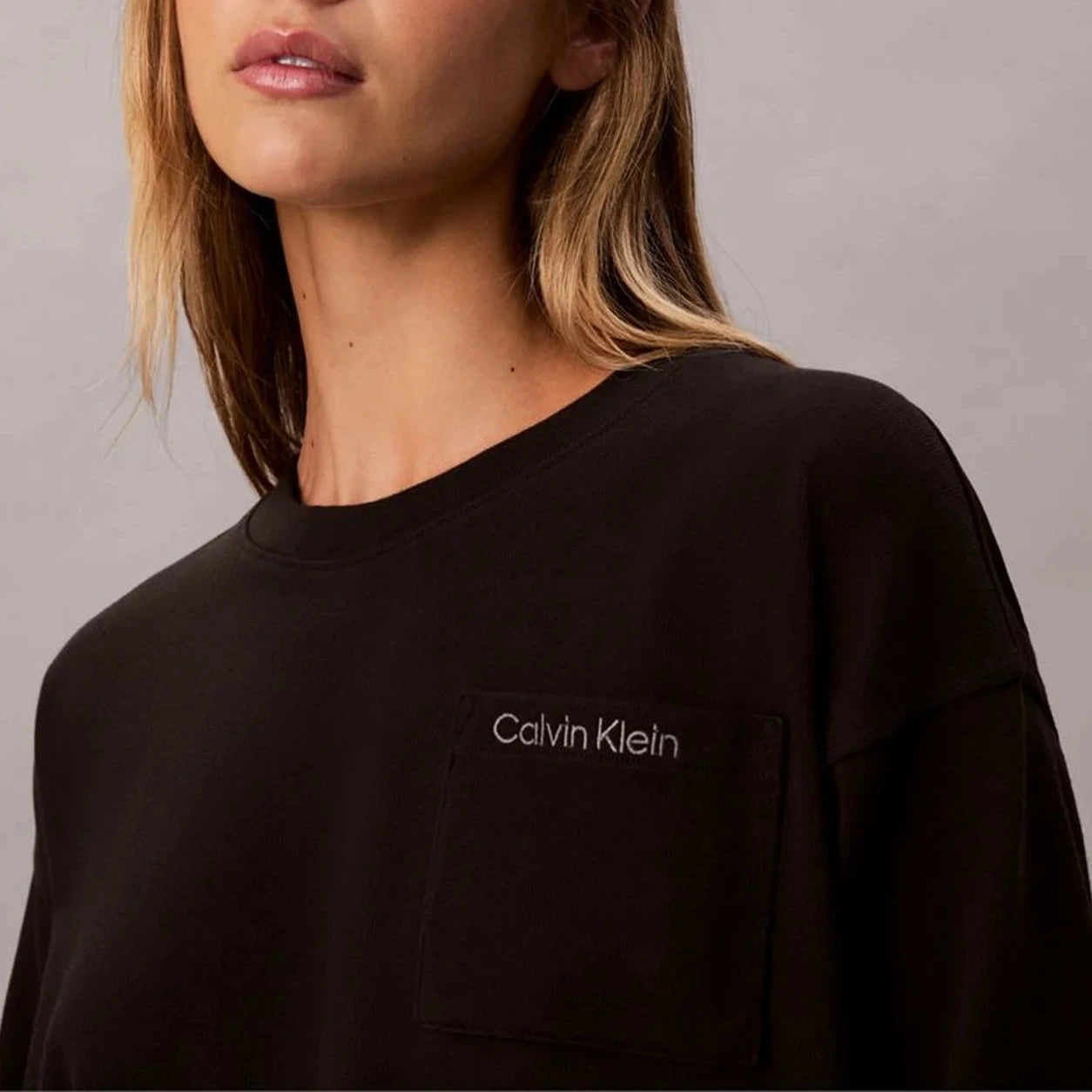 CROPPED LOUNGE חולצת טי