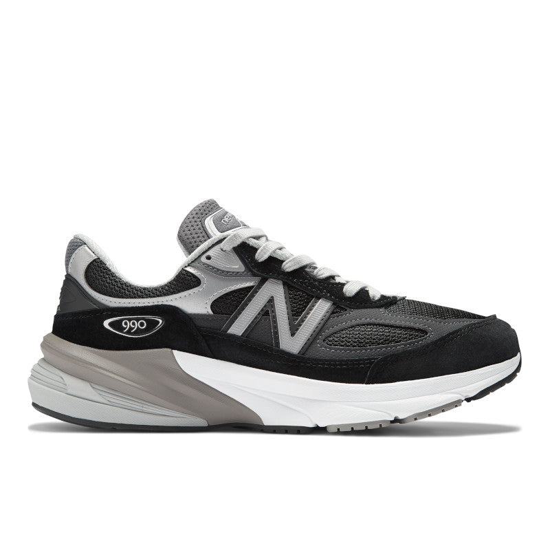 | 990 סניקרס | FOOT LOCKER