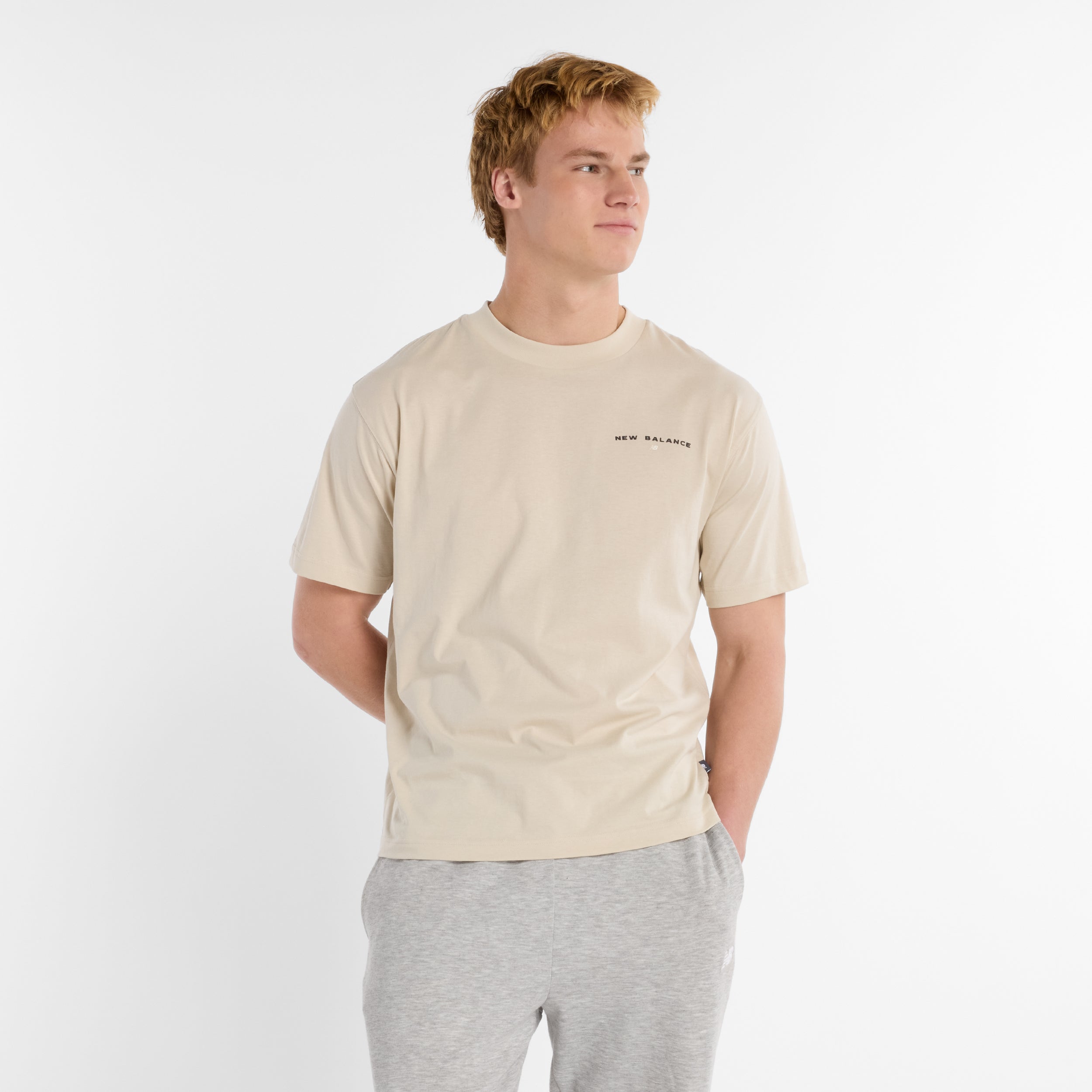 Reimagined Graphic טישרט