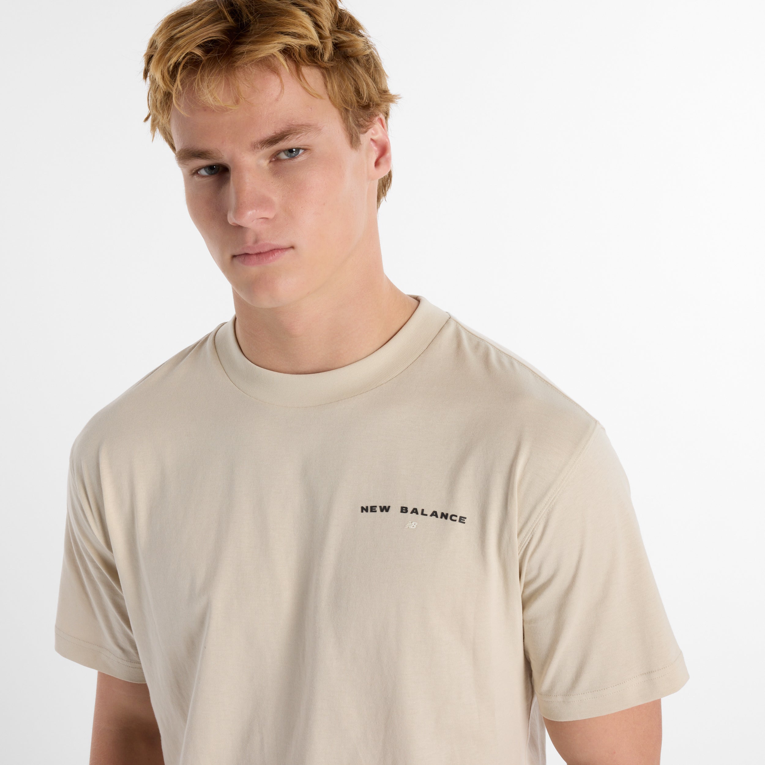 Reimagined Graphic טישרט