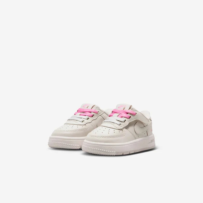 FORCE 1 LOW סניקרס